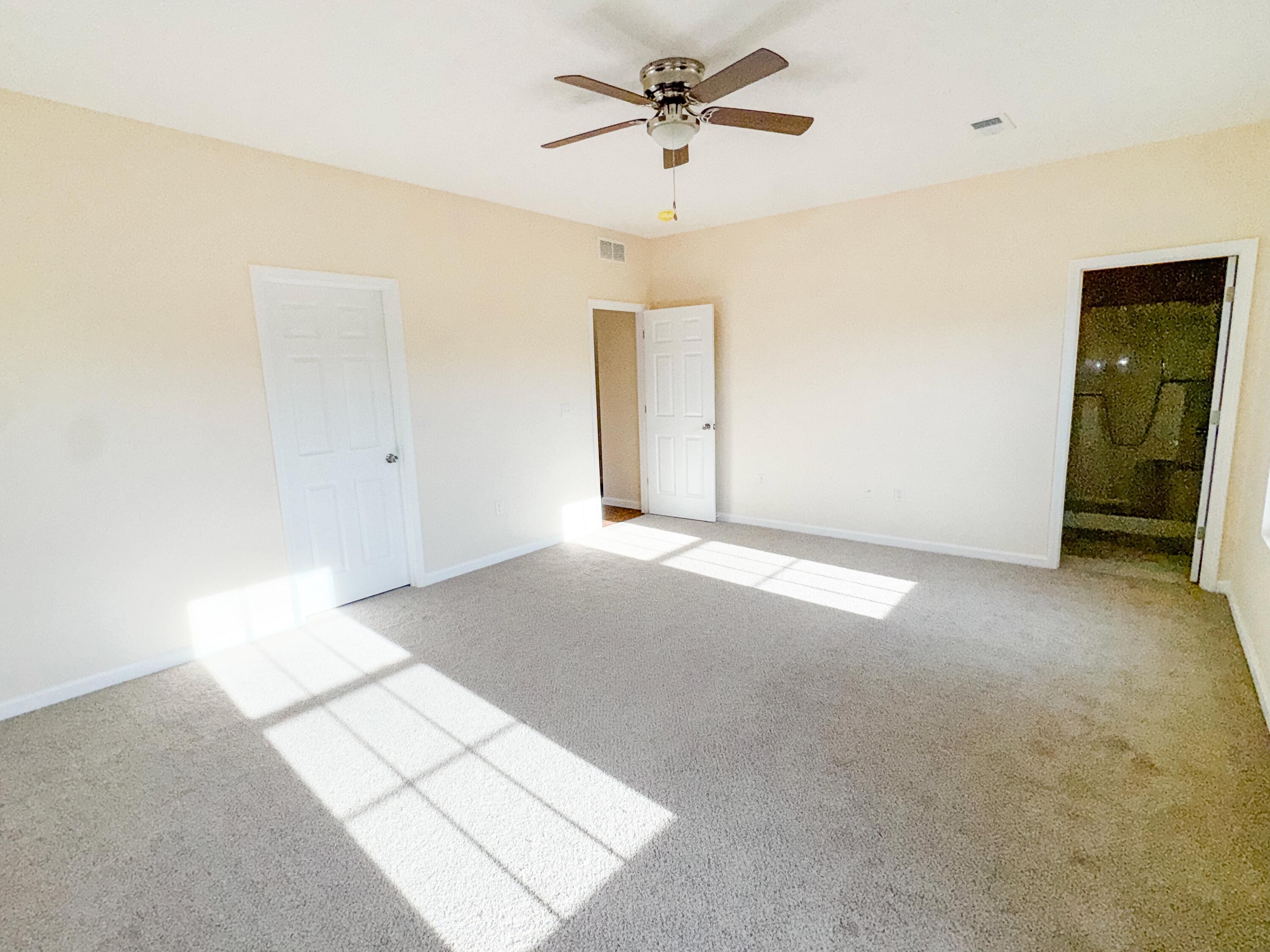 553 Knoll Lane Property Photo 15