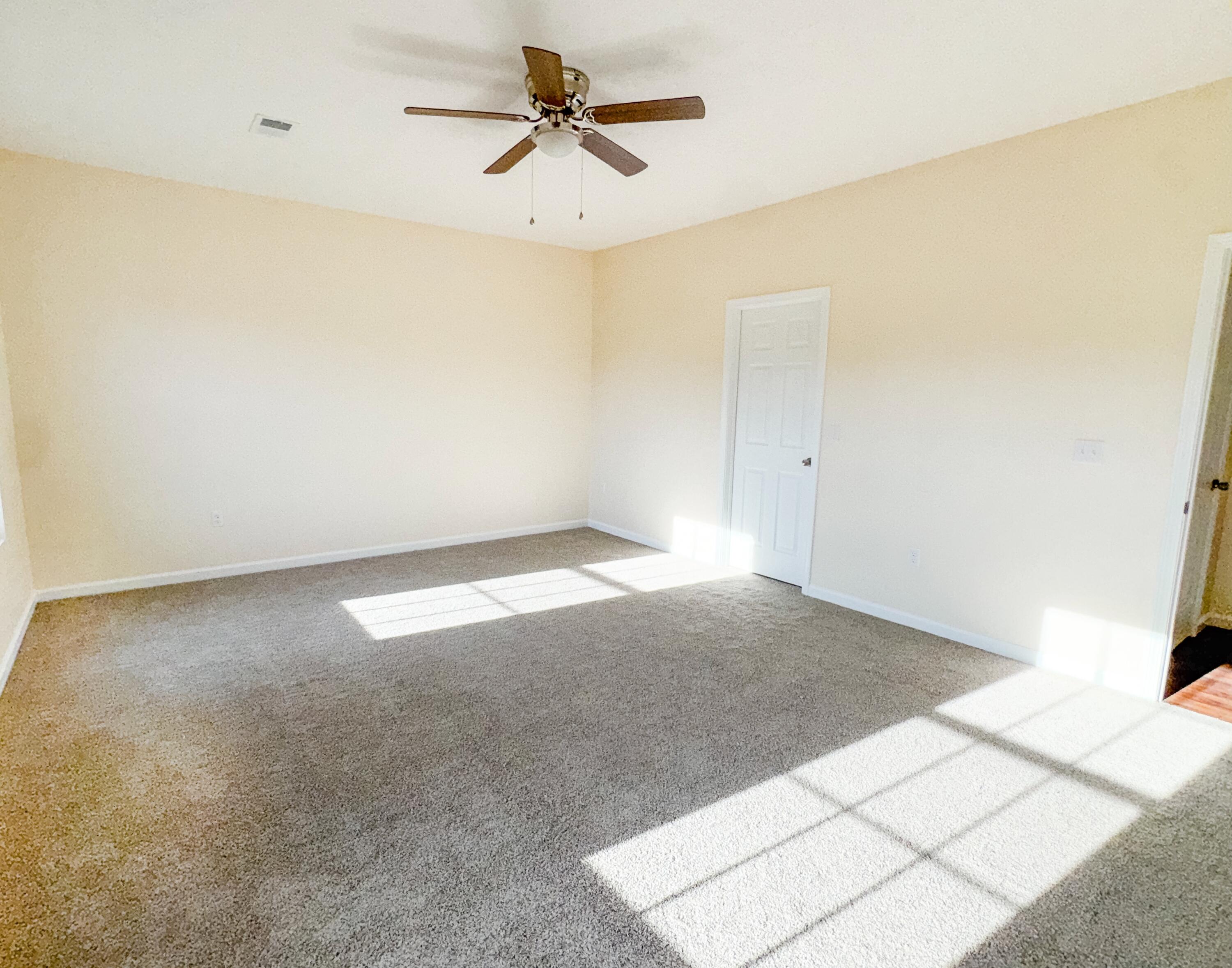 553 Knoll Lane Property Photo 18