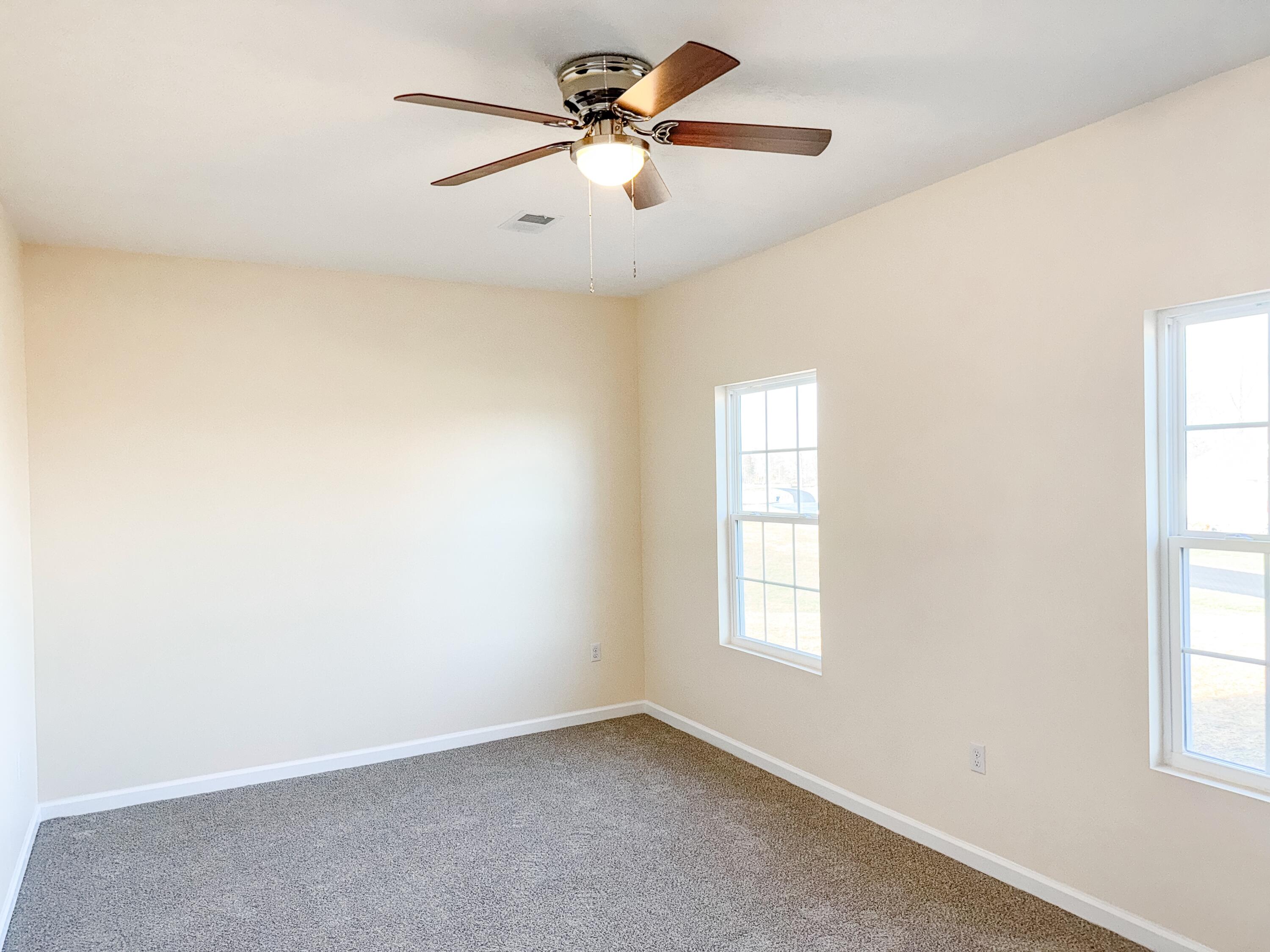553 Knoll Lane Property Photo 20