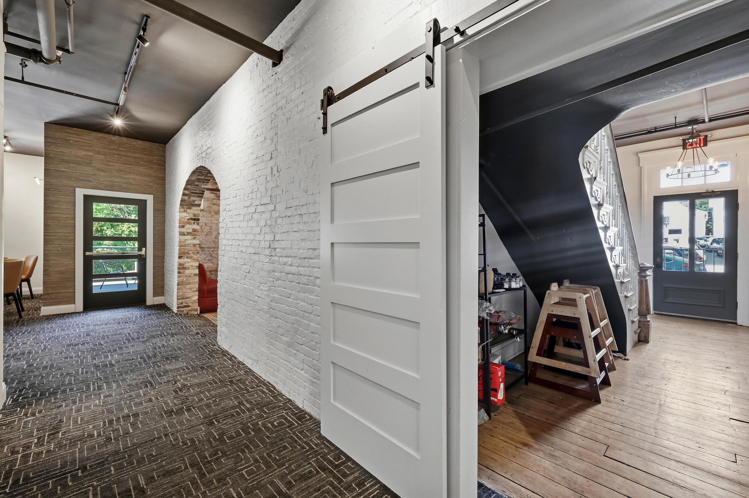 108 Court Street Property Photo 3