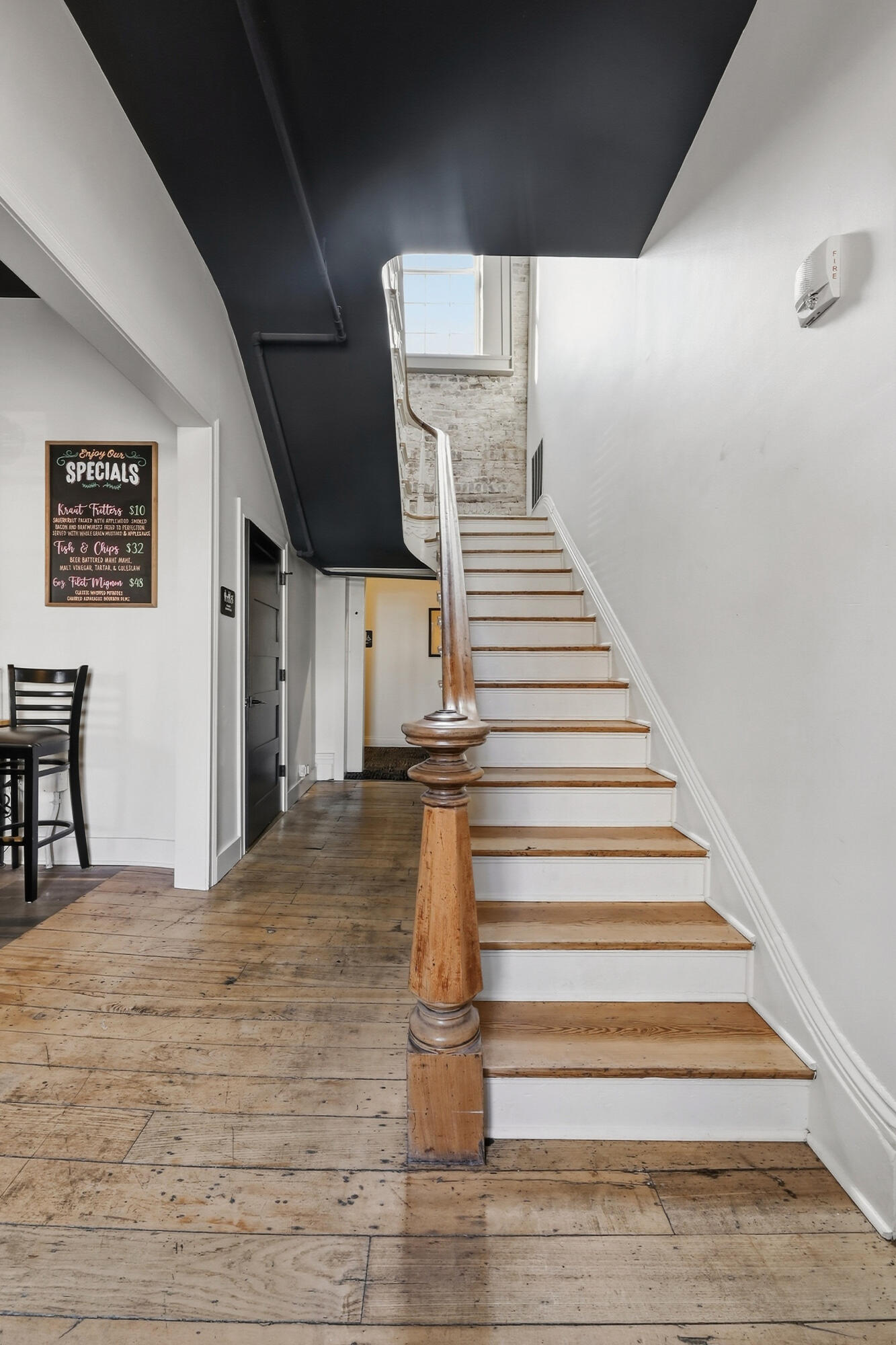 108 Court Street Property Photo 7