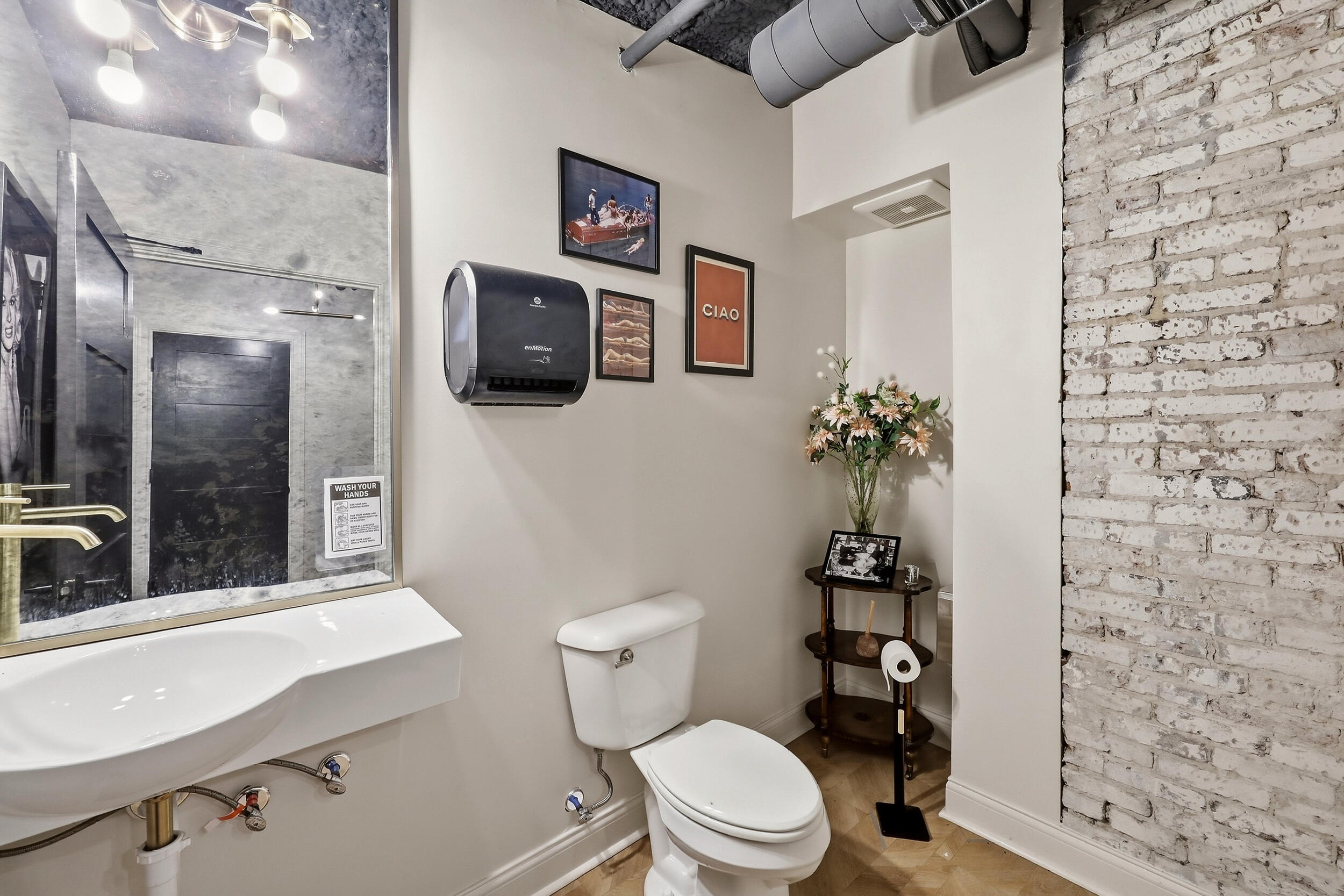 108 Court Street Property Photo 26