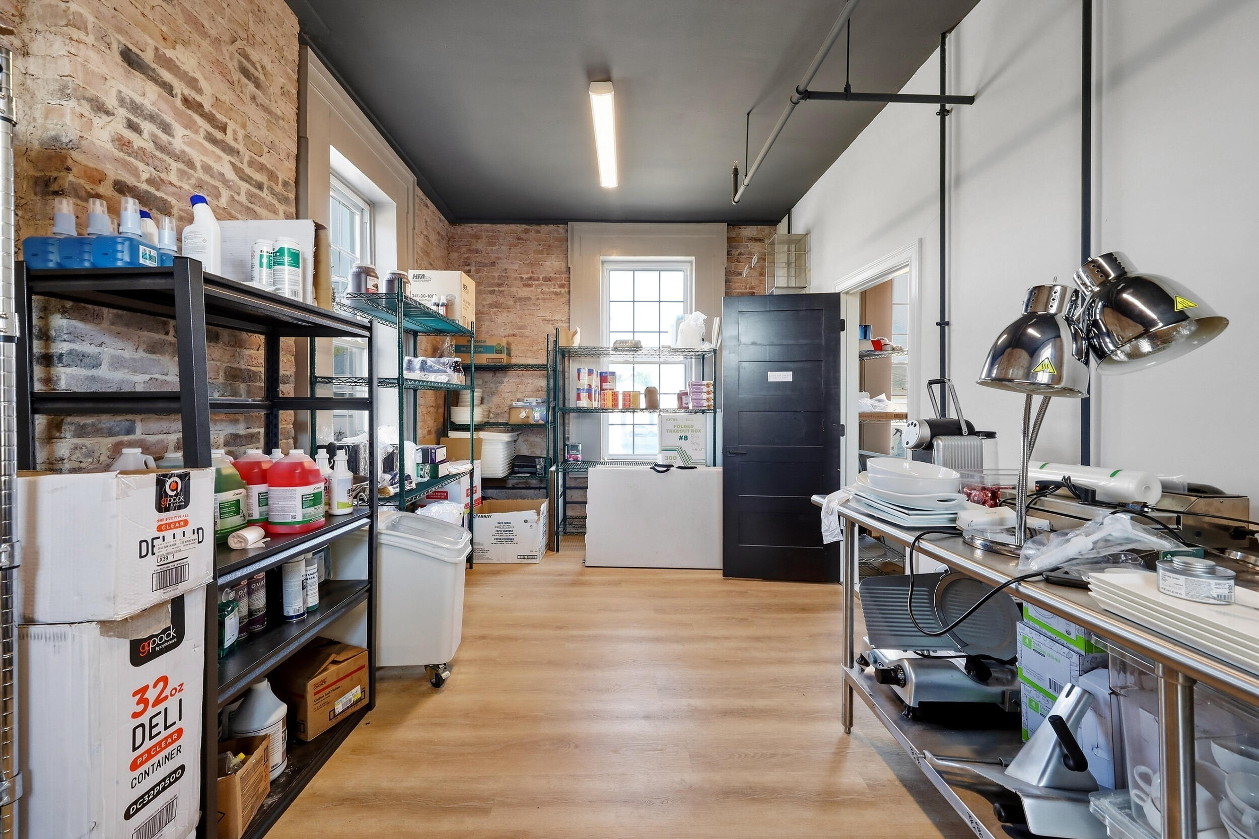 108 Court Street Property Photo 28