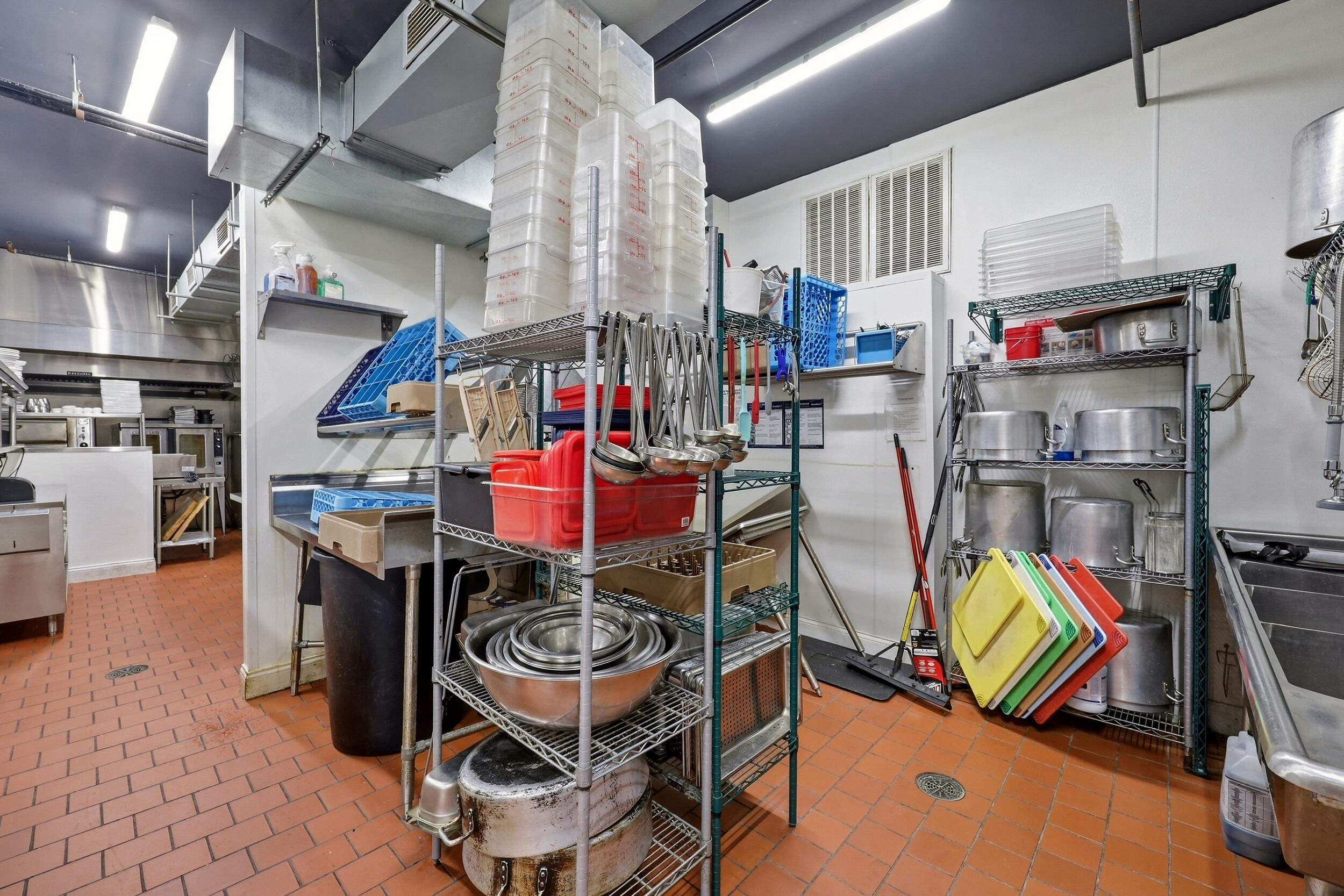 108 Court Street Property Photo 30