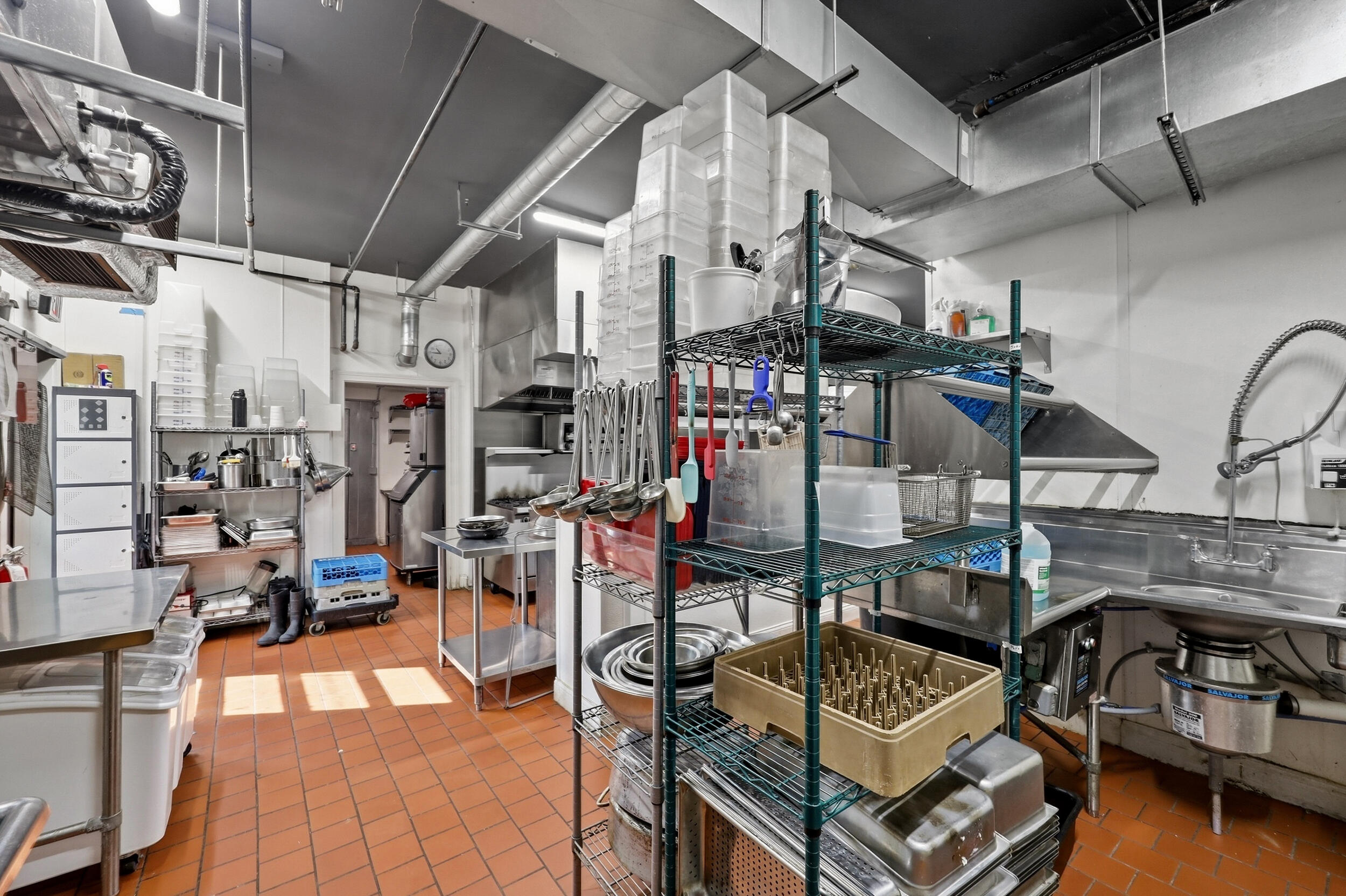 108 Court Street Property Photo 37