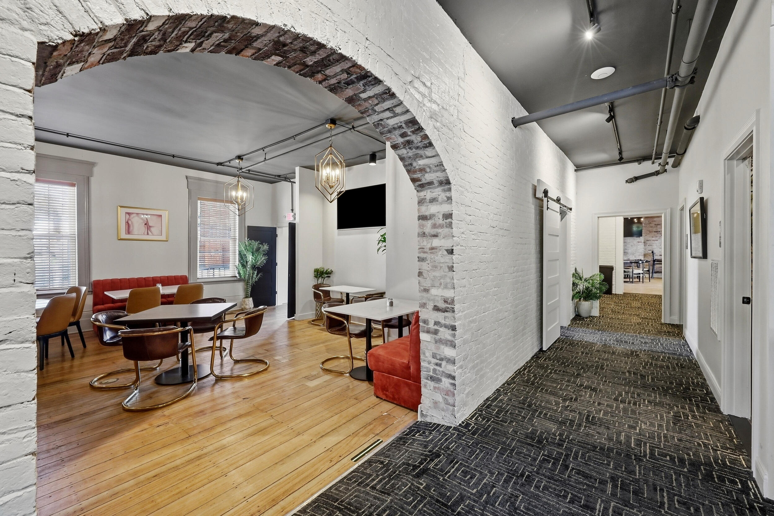108 Court Street Property Photo 38