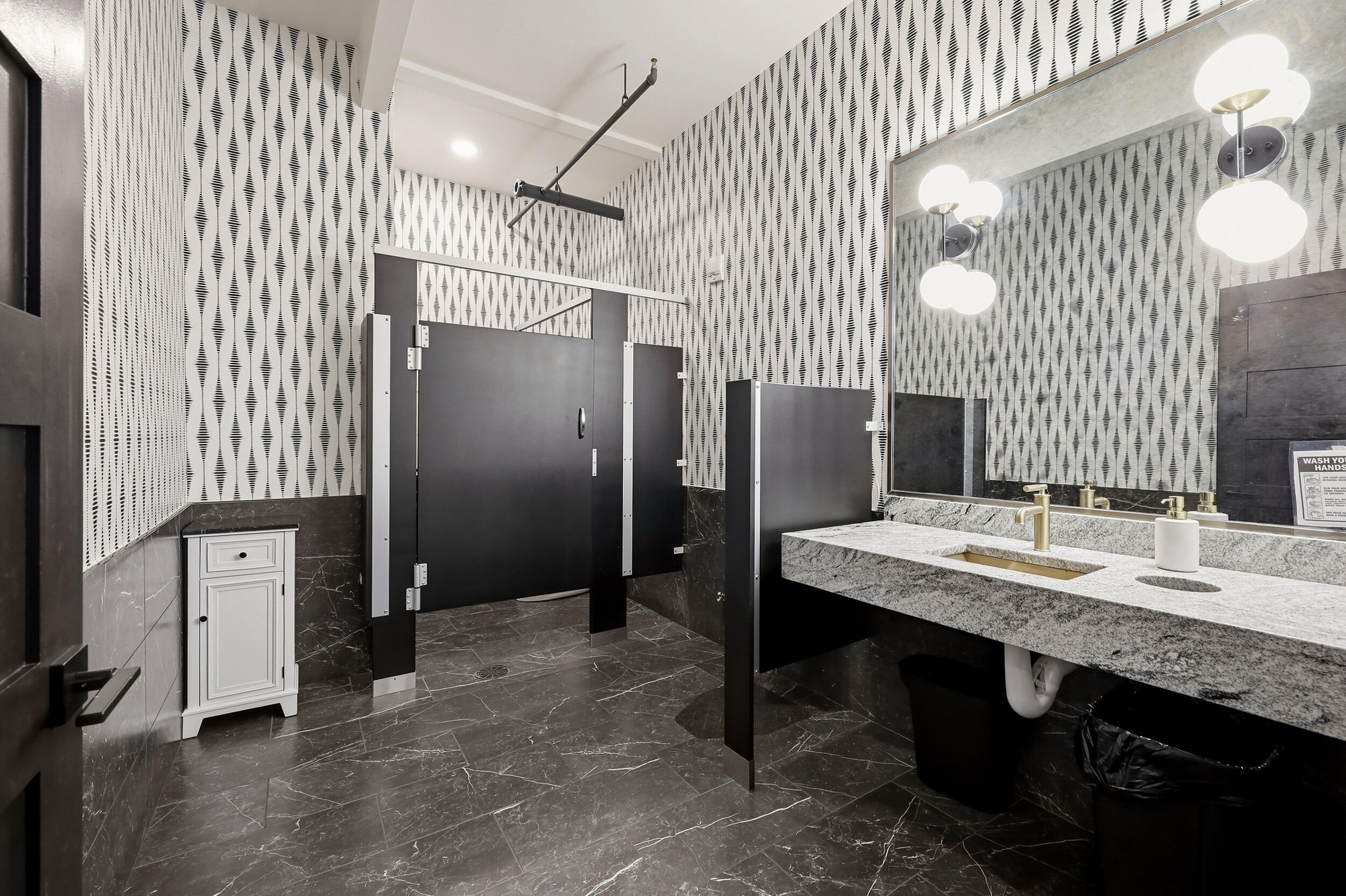 108 Court Street Property Photo 40