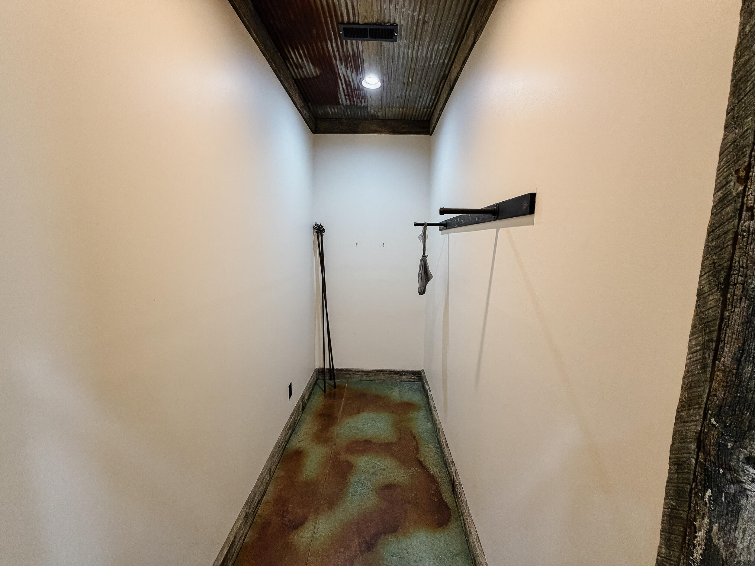 20698 Marion Road Property Photo 18