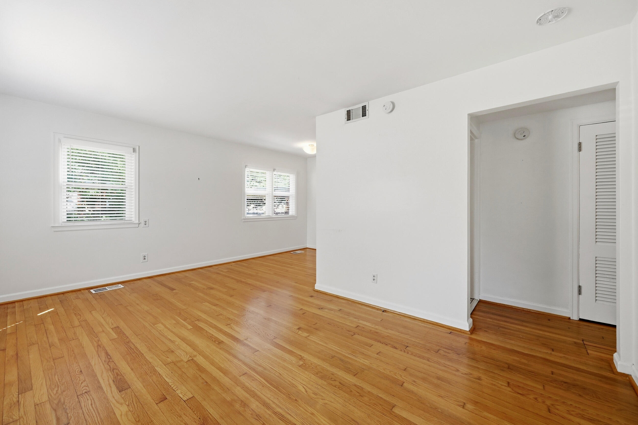 438 Barkley Drive Property Photo 4
