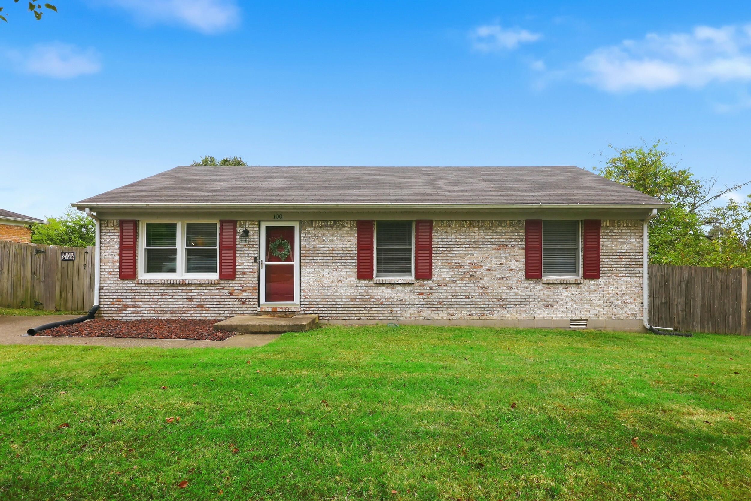 100 Ashville Drive Property Photo 1