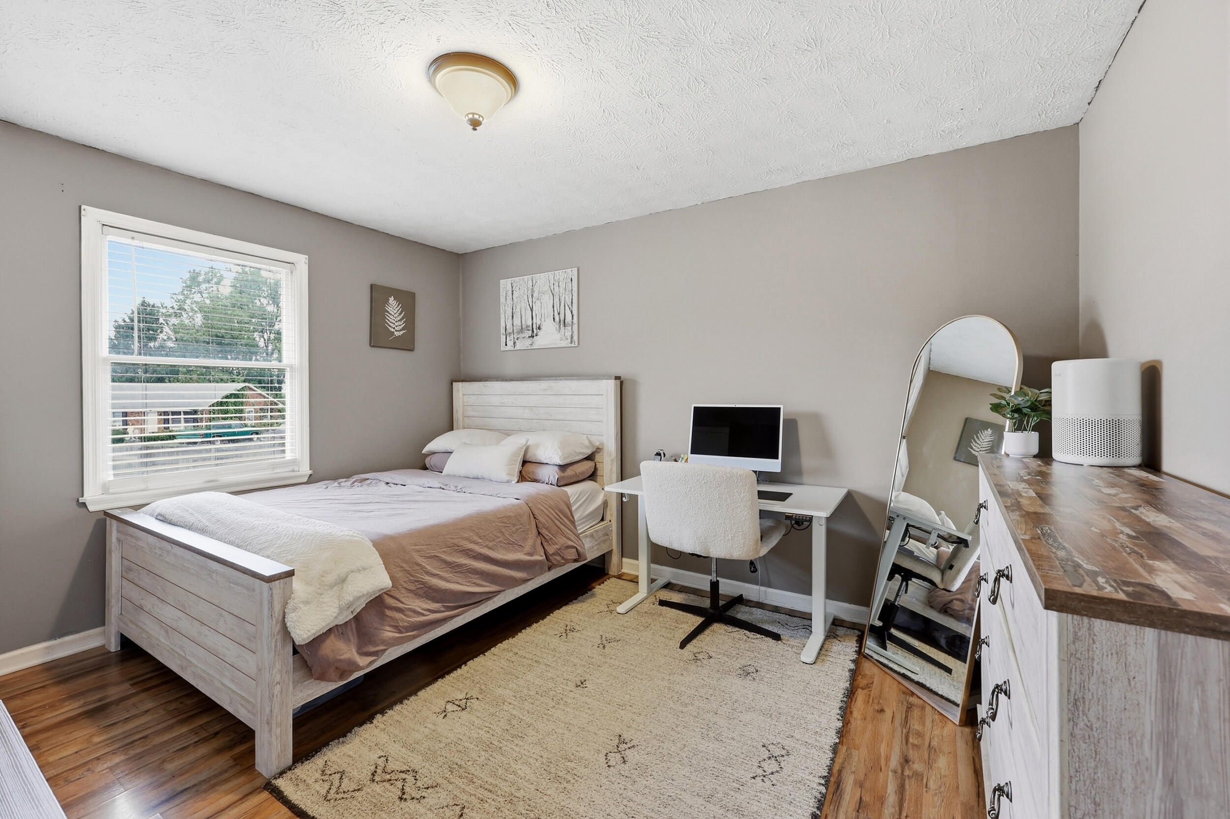 100 Ashville Drive Property Photo 14