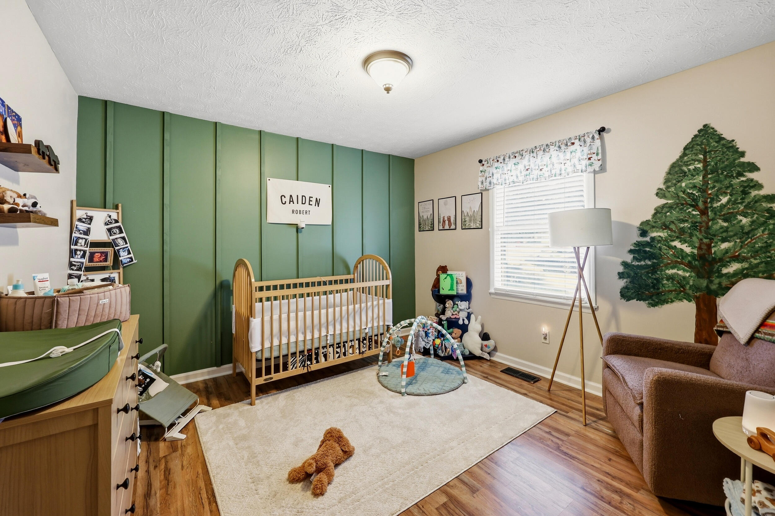 100 Ashville Drive Property Photo 17