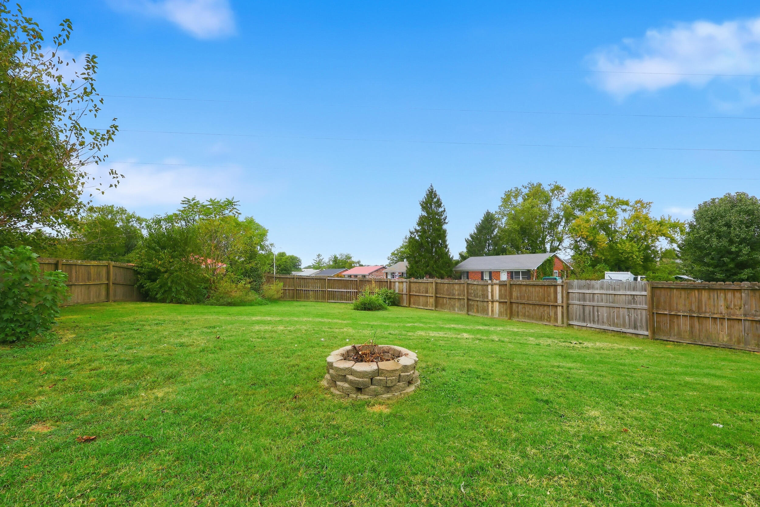 100 Ashville Drive Property Photo 22