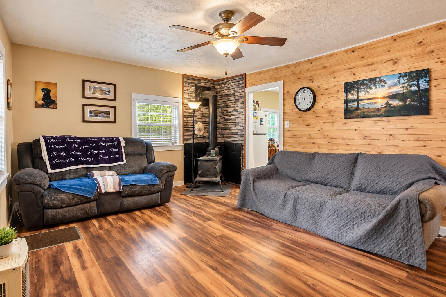 8546 Highway 1363 Property Photo 7