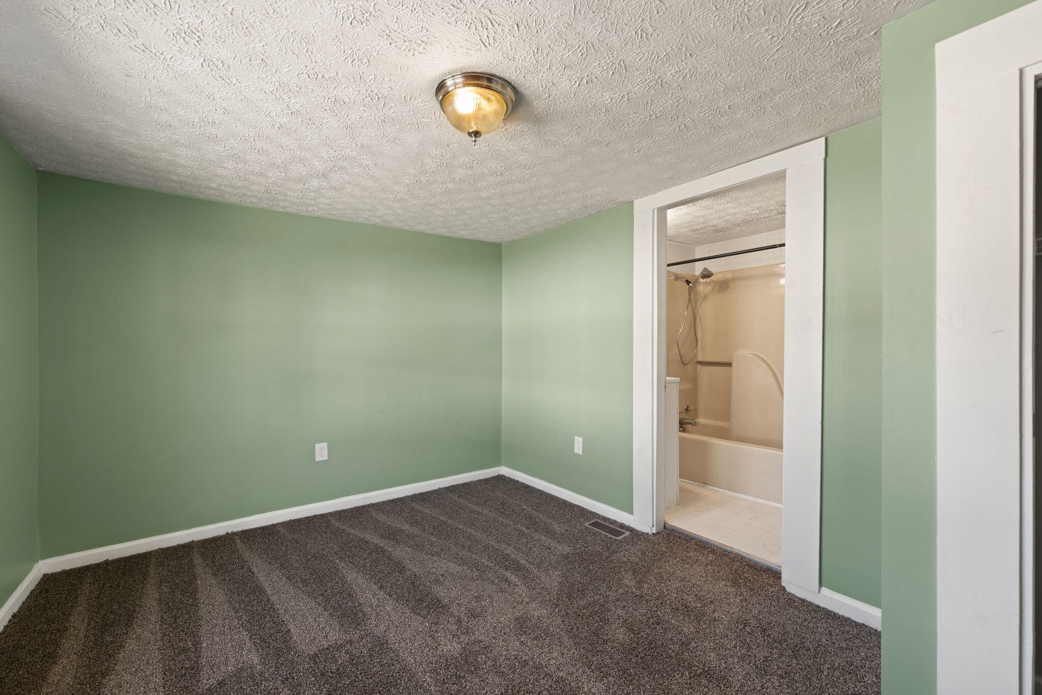 111 Lair Street Property Photo 8