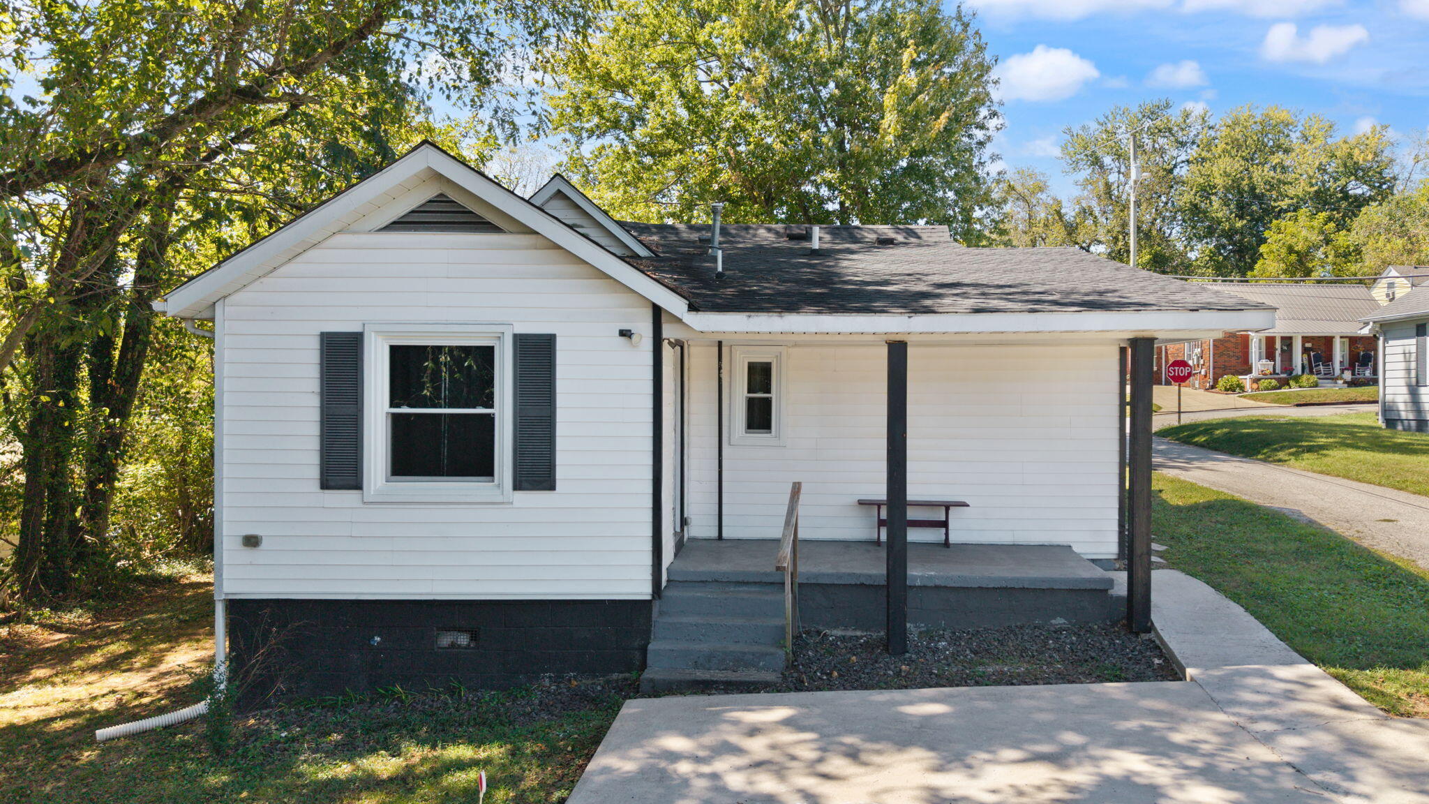 111 Lair Street Property Photo 28