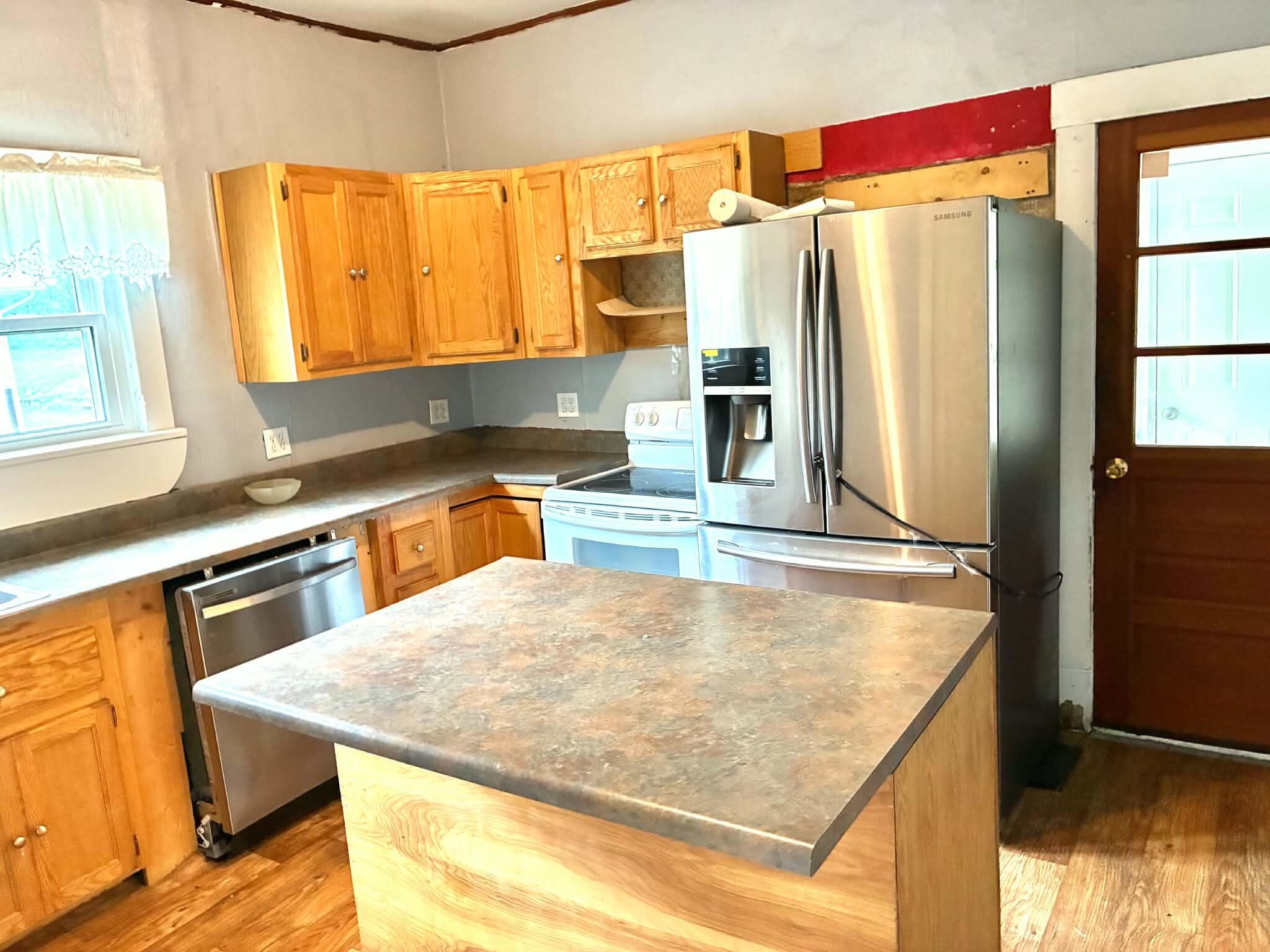 412 Poplar Terrace Property Photo 13