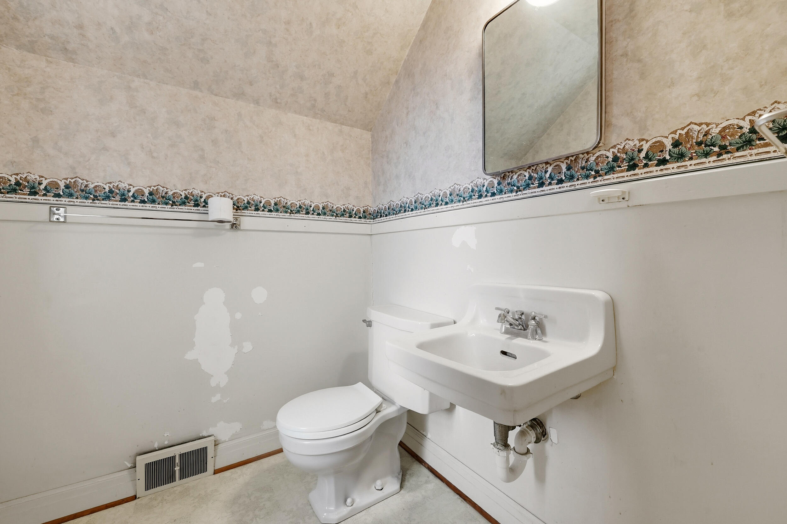 187 Jesselin Drive Property Photo 20