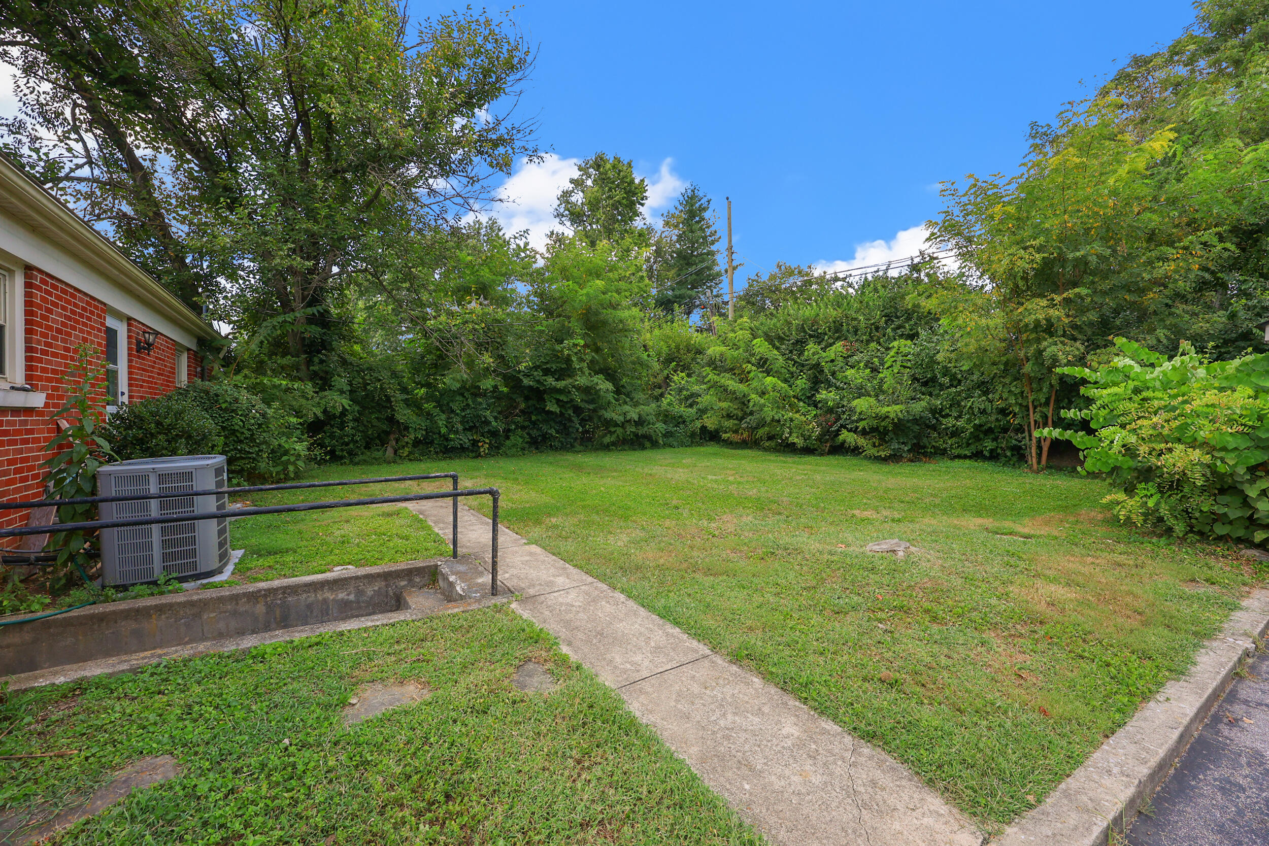 187 Jesselin Drive Property Photo 29