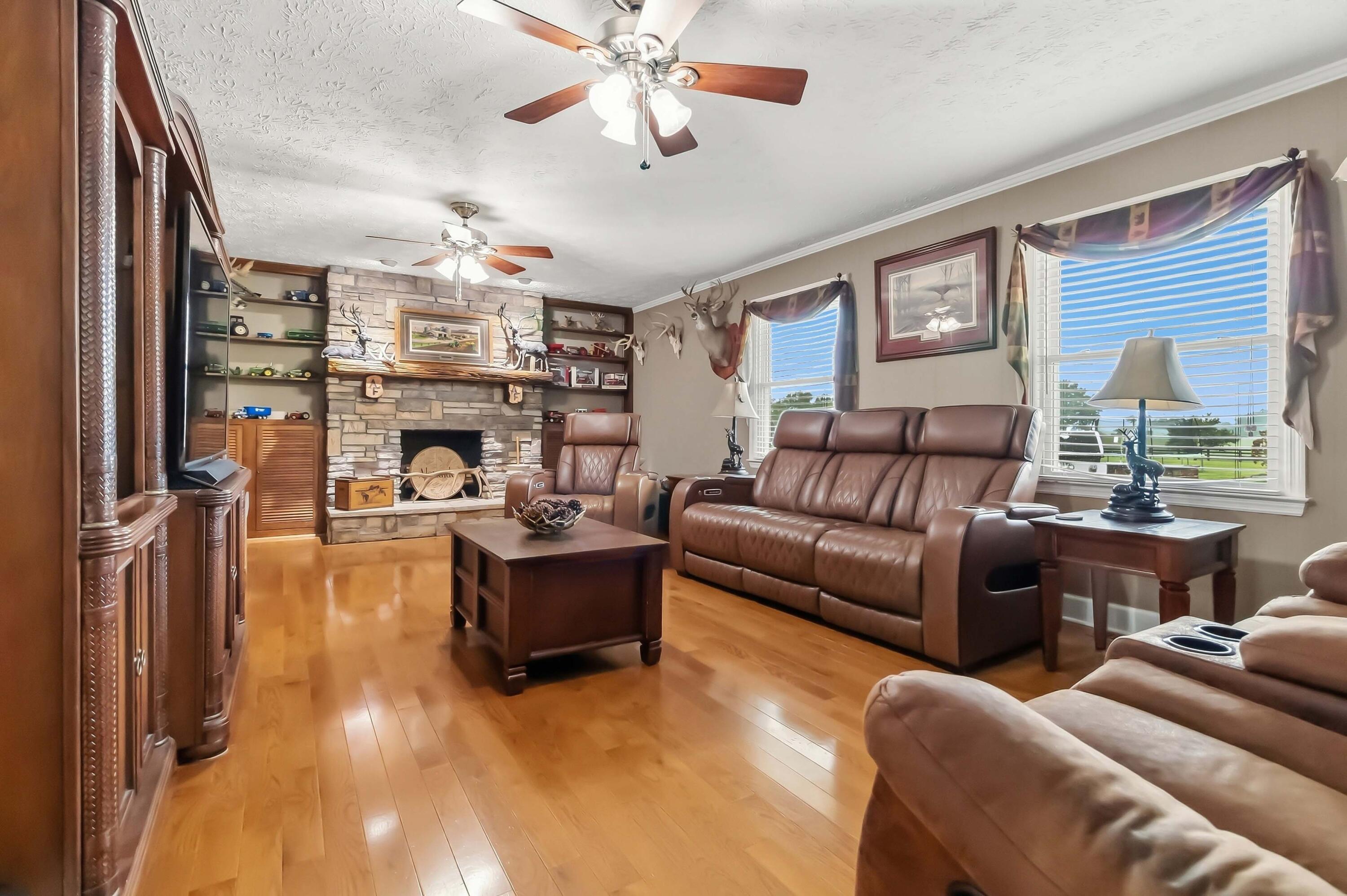157 College Hill Road Property Photo 8