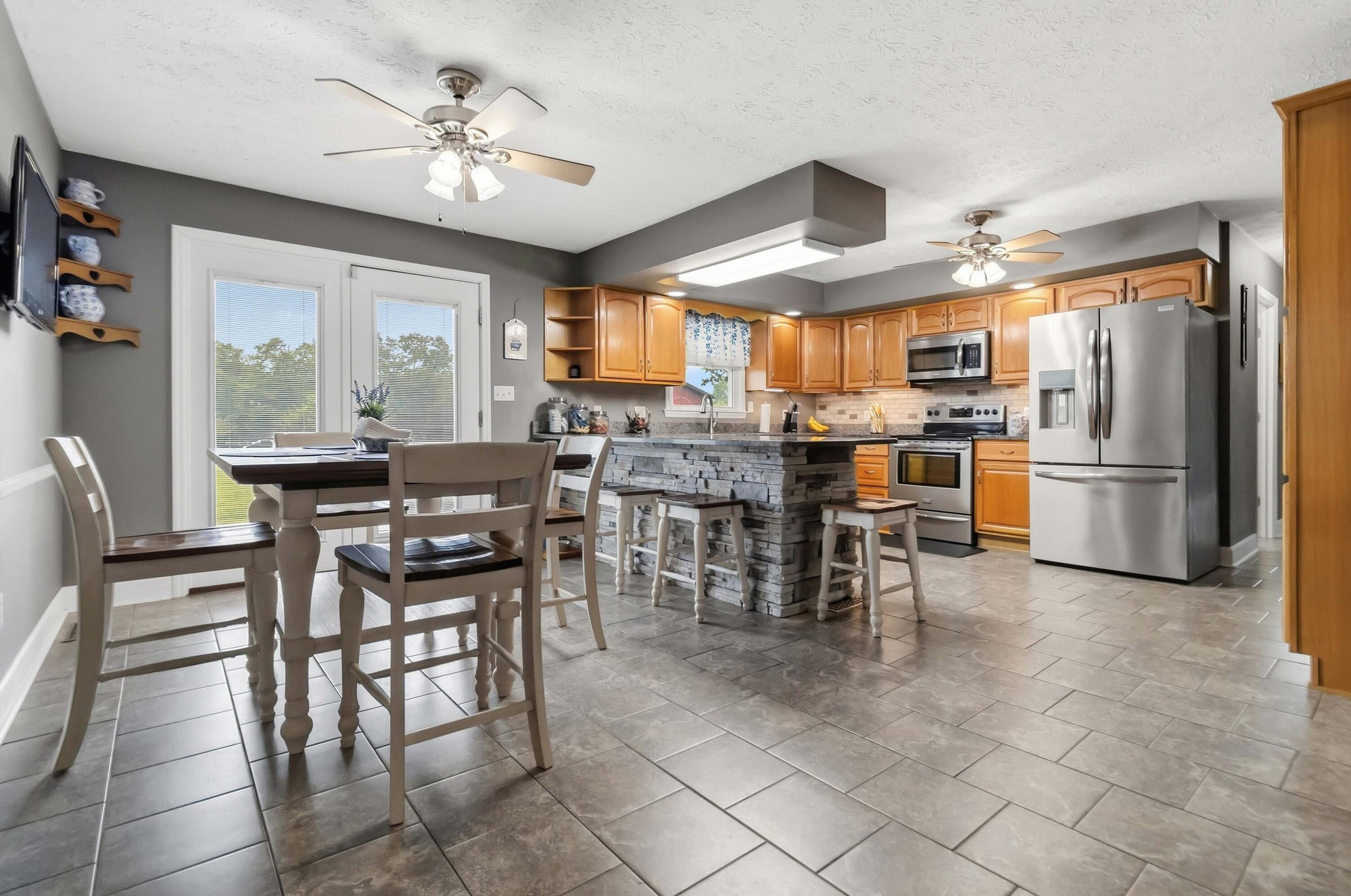 157 College Hill Road Property Photo 12