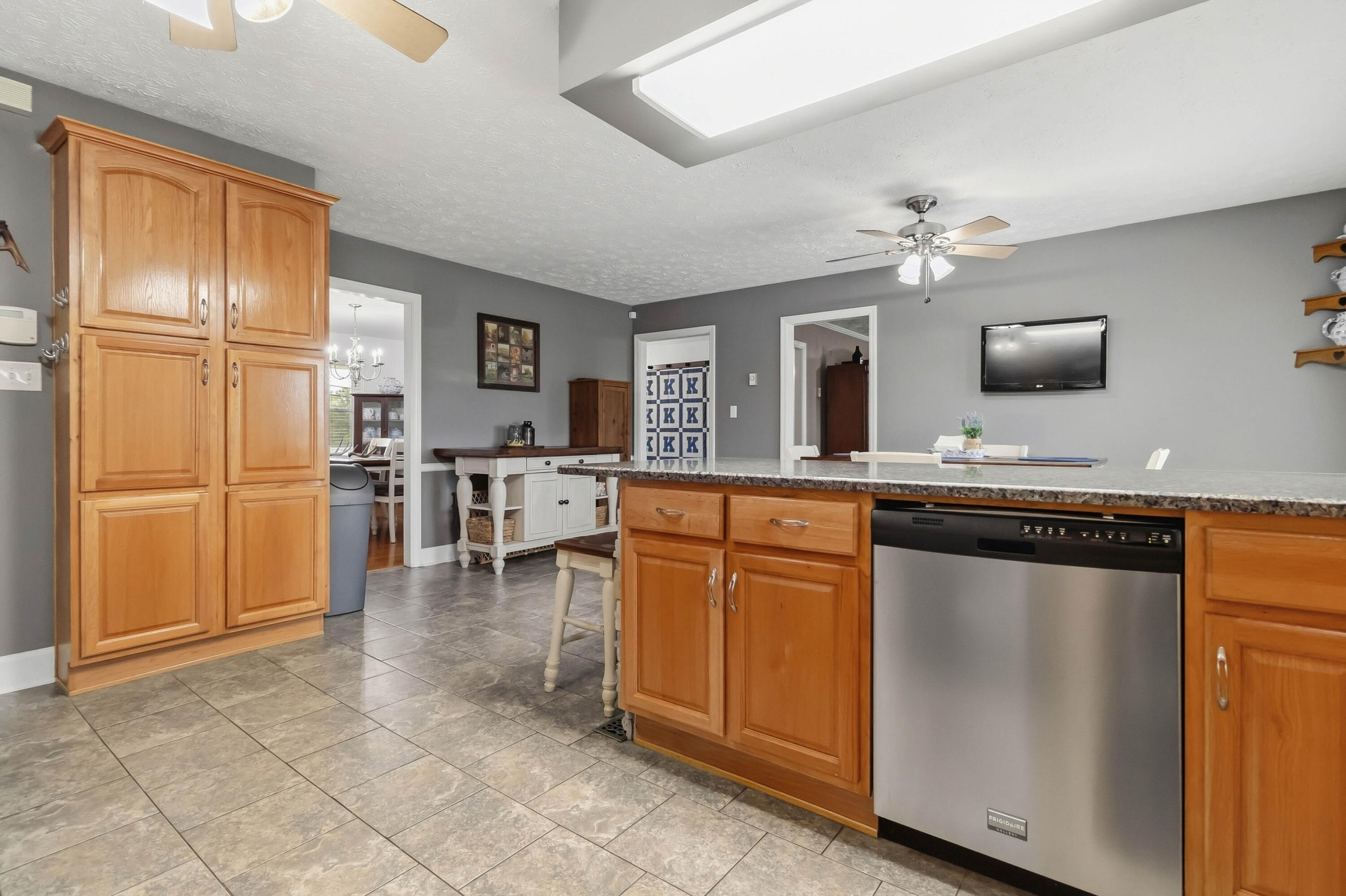 157 College Hill Road Property Photo 17