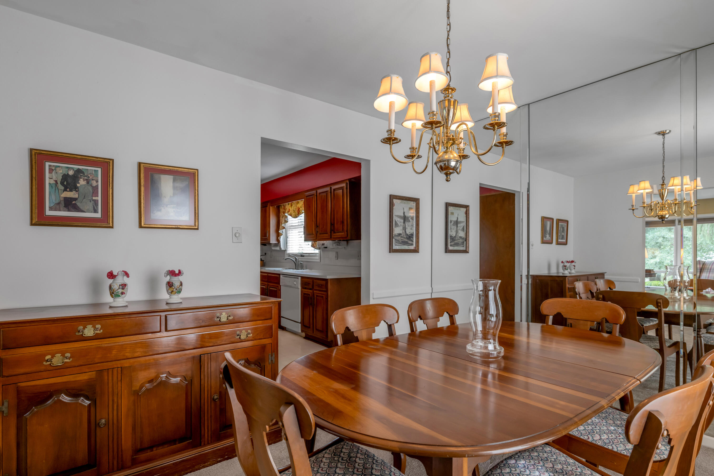 1011 Castleton Way Property Photo 10
