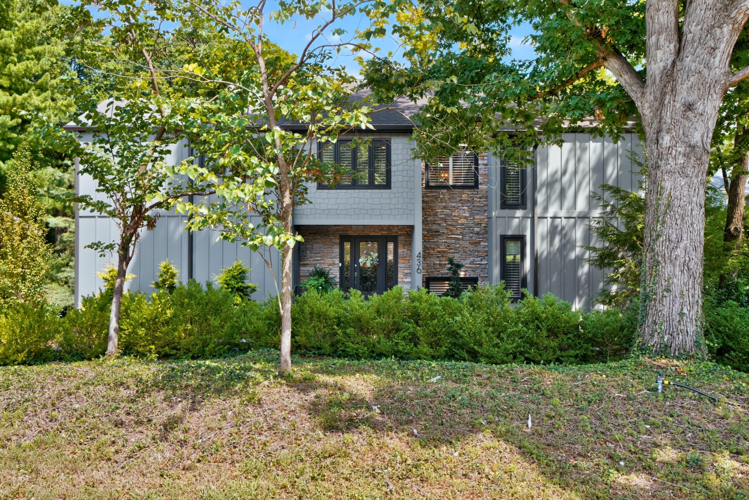 436 Lakeshore Drive Property Photo 2