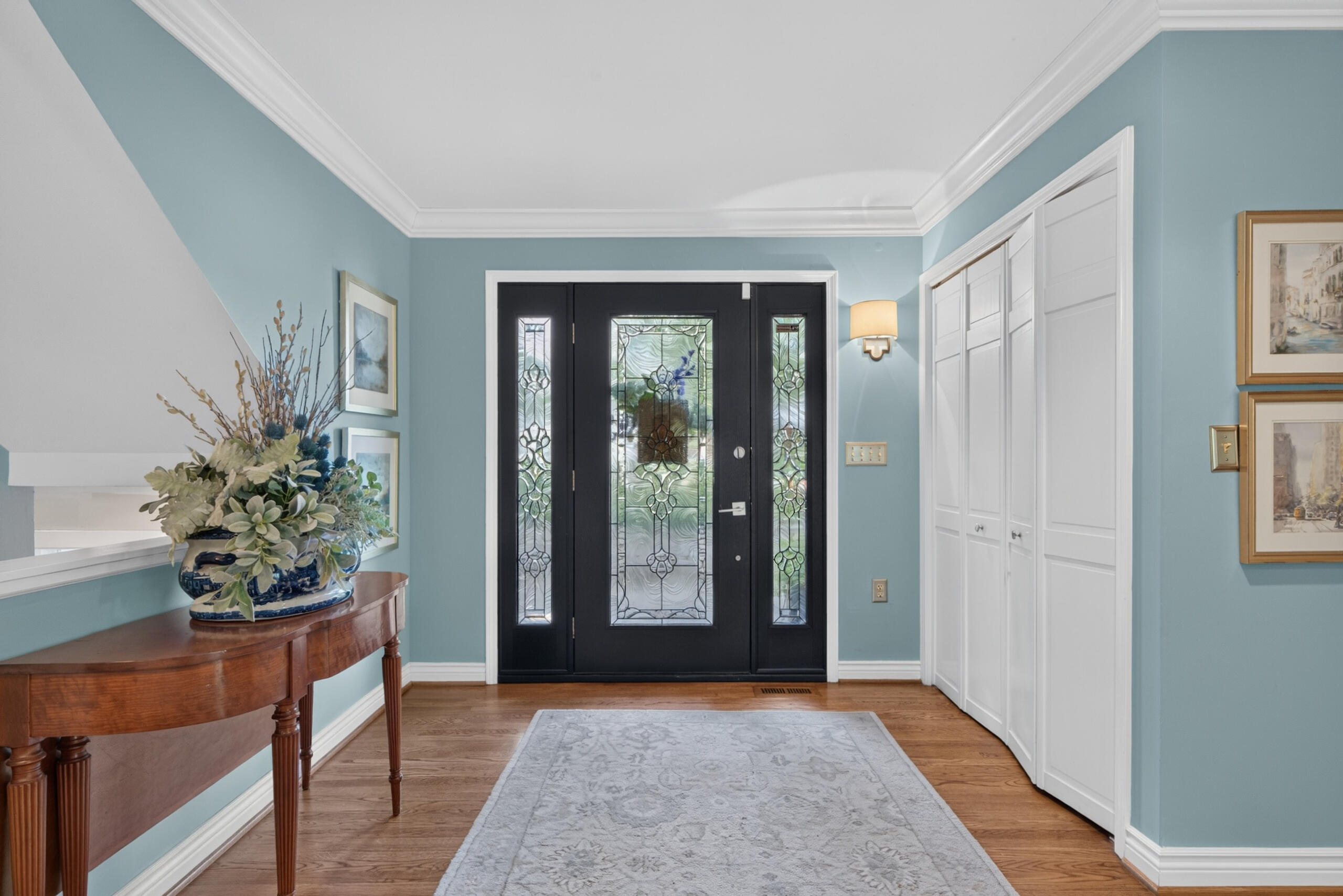 436 Lakeshore Drive Property Photo 6