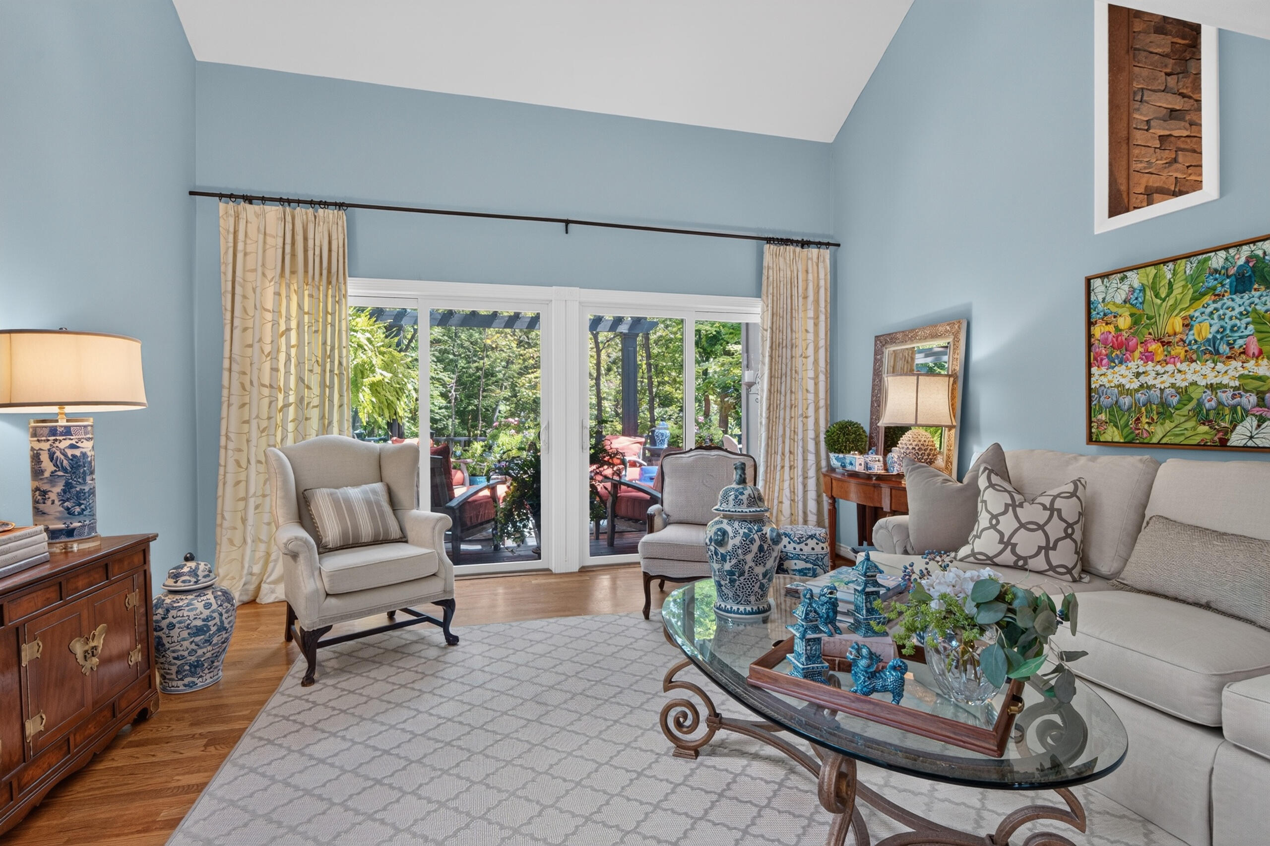 436 Lakeshore Drive Property Photo 10