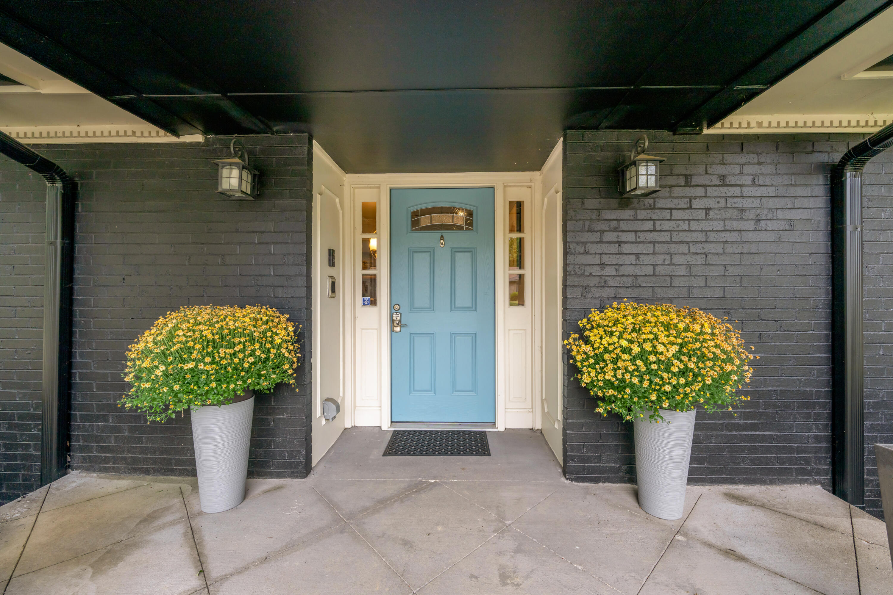2079 Von List Way Property Photo 7