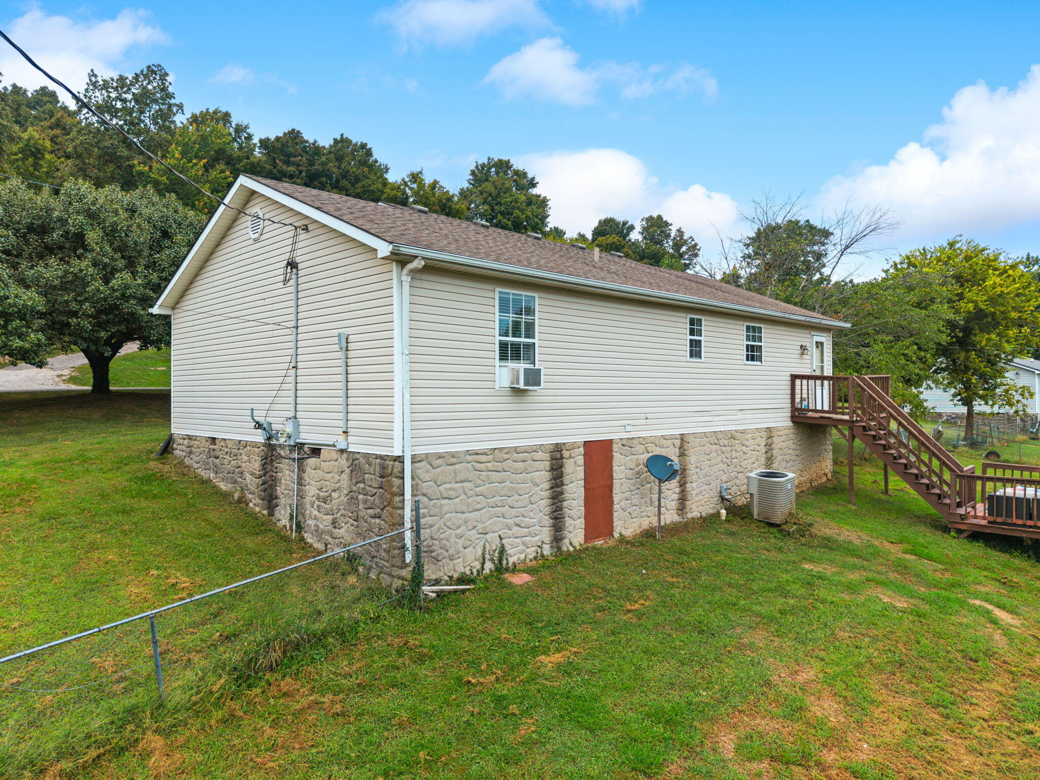 210 Big Hill Mountain Road Property Photo 32