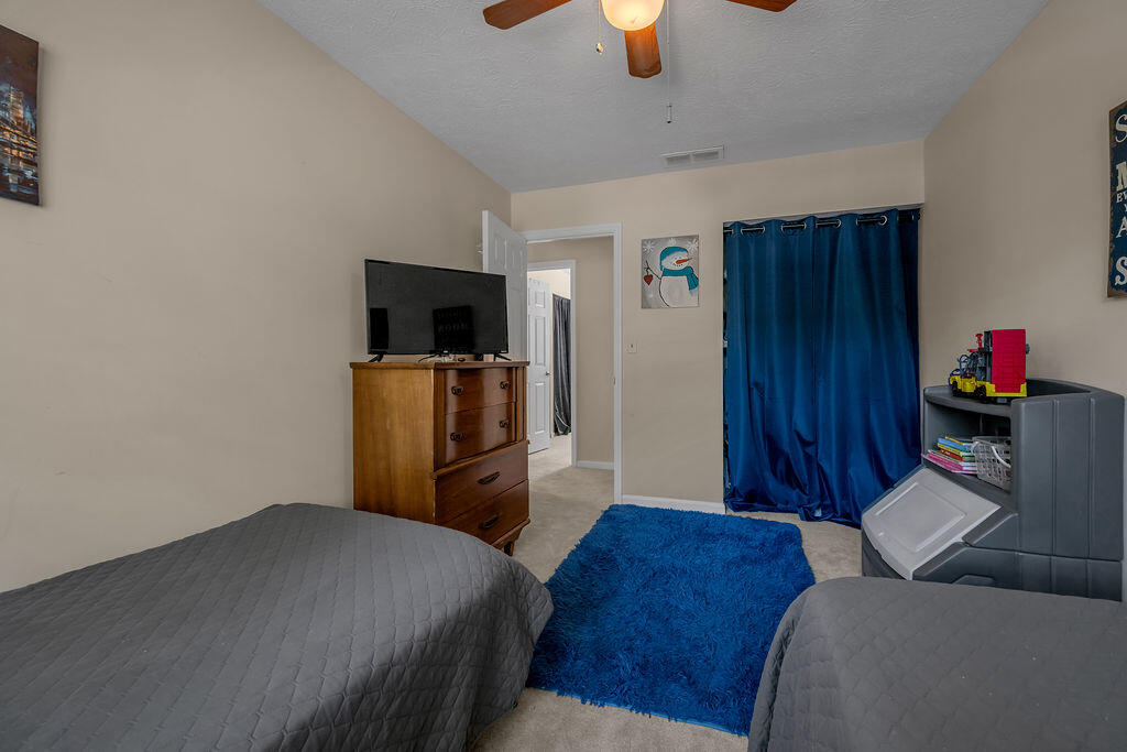 4304 Stoneyhurst Place Property Photo 43
