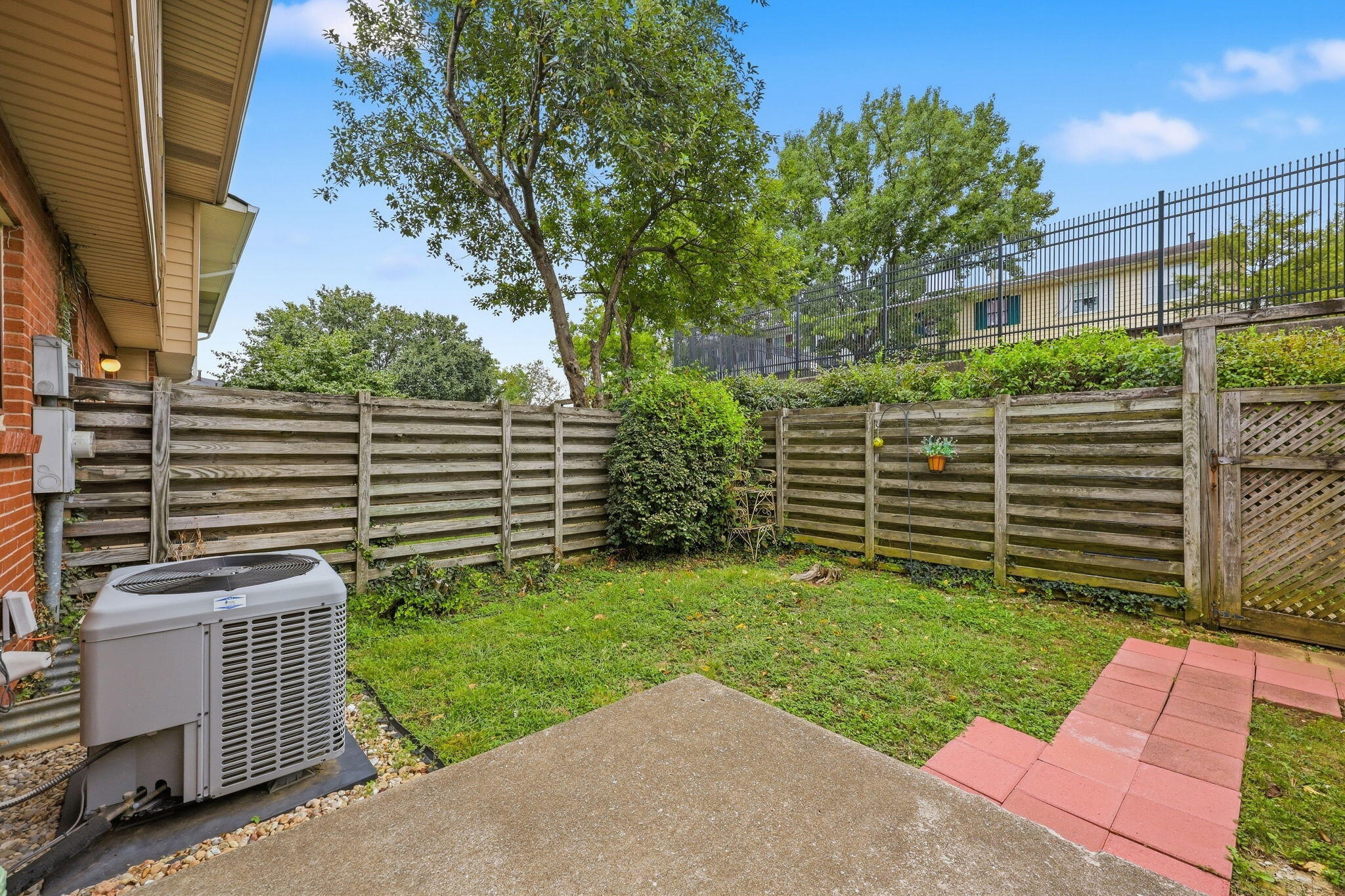 3486 Sutherland Drive Property Photo 25