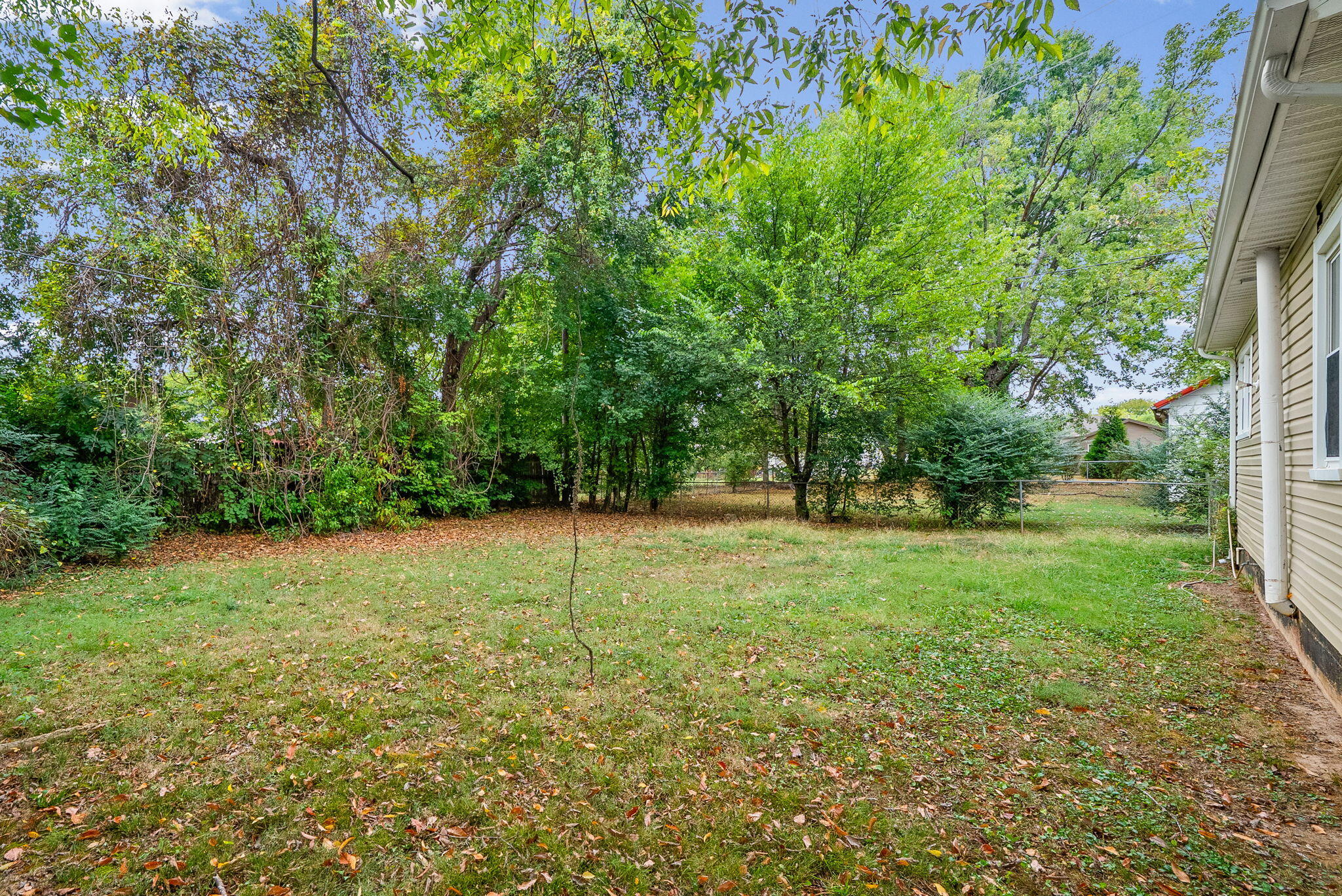 603 Glass Lane Property Photo 19