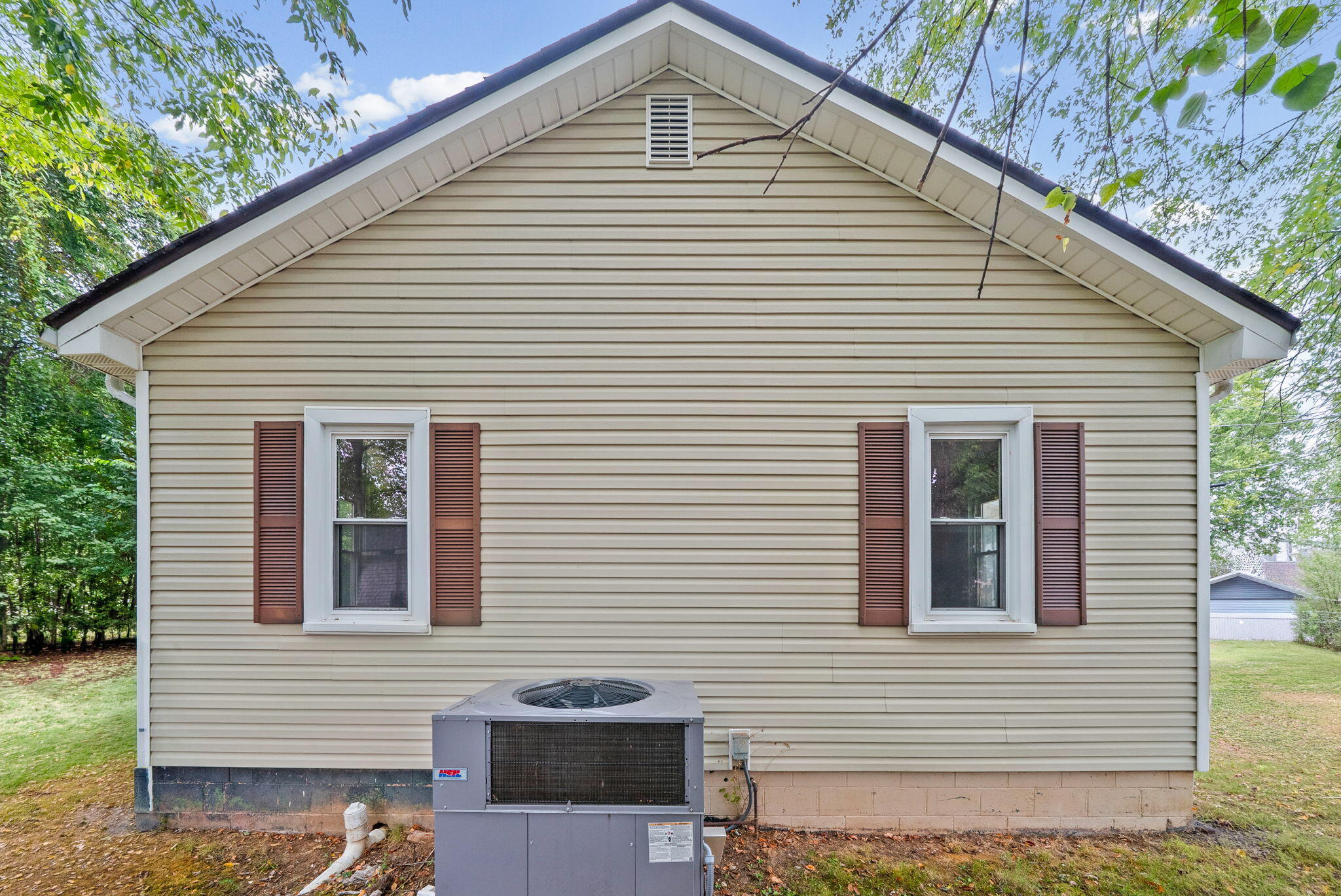 603 Glass Lane Property Photo 25