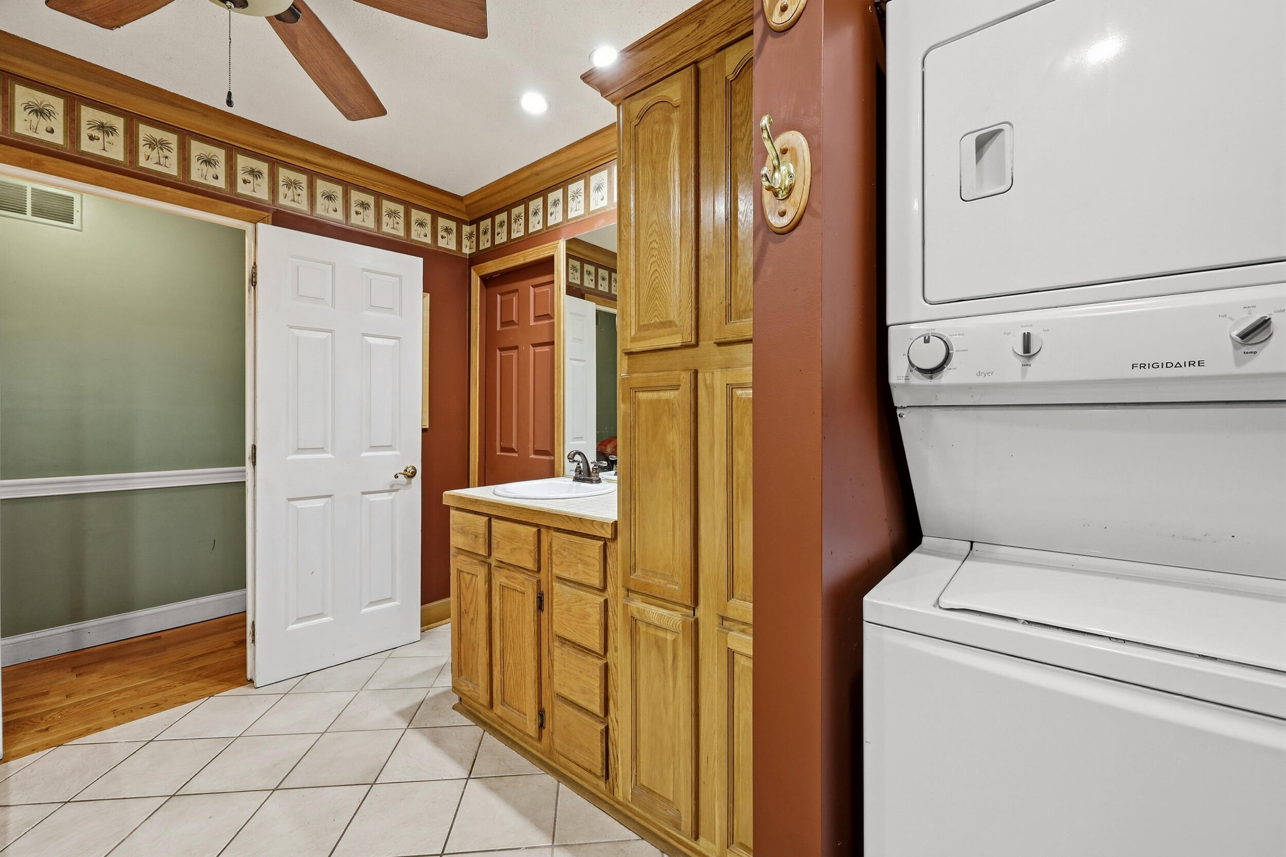 108 Carrie Court Property Photo 18