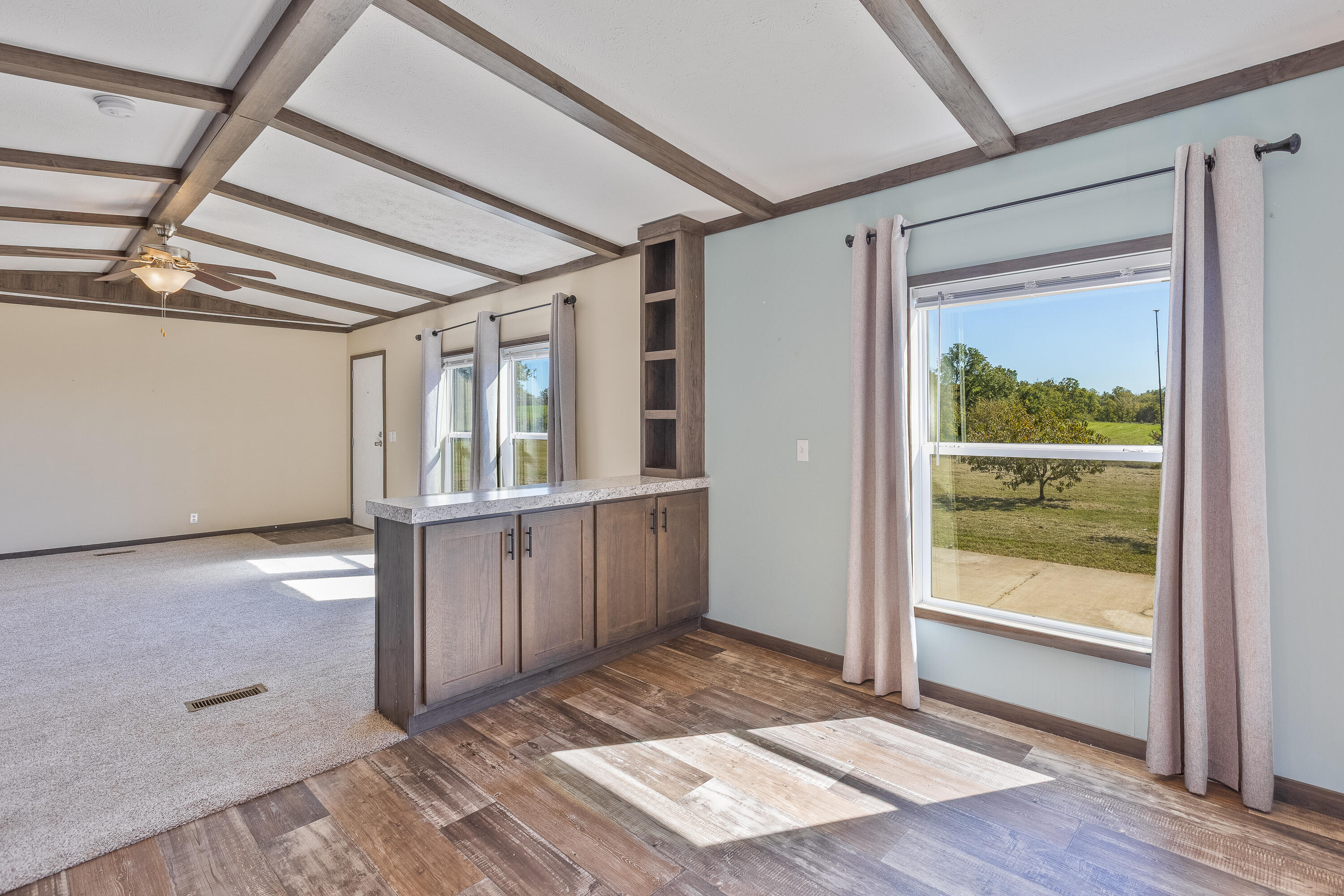 1735 Richmond Road Property Photo 15