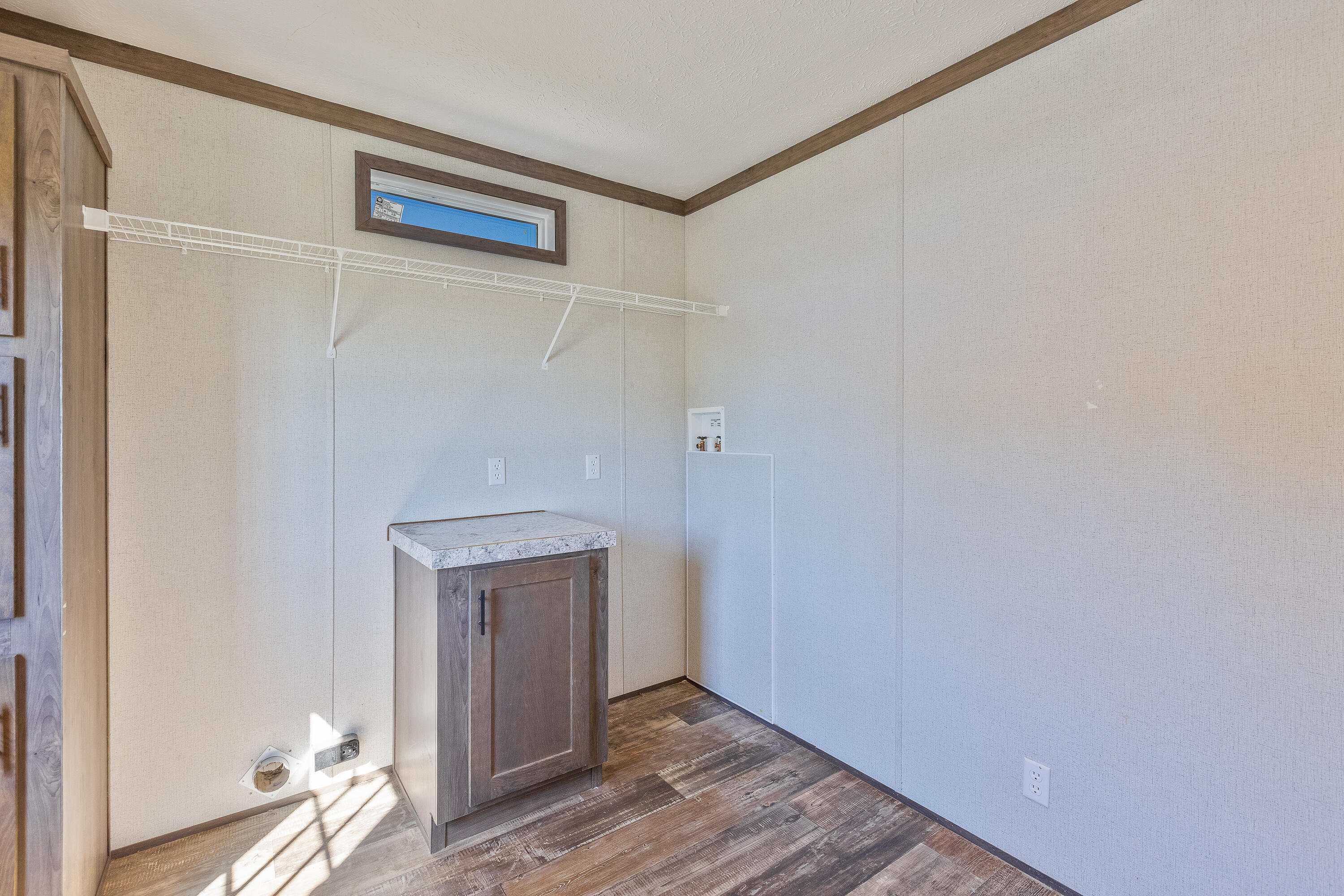 1735 Richmond Road Property Photo 39