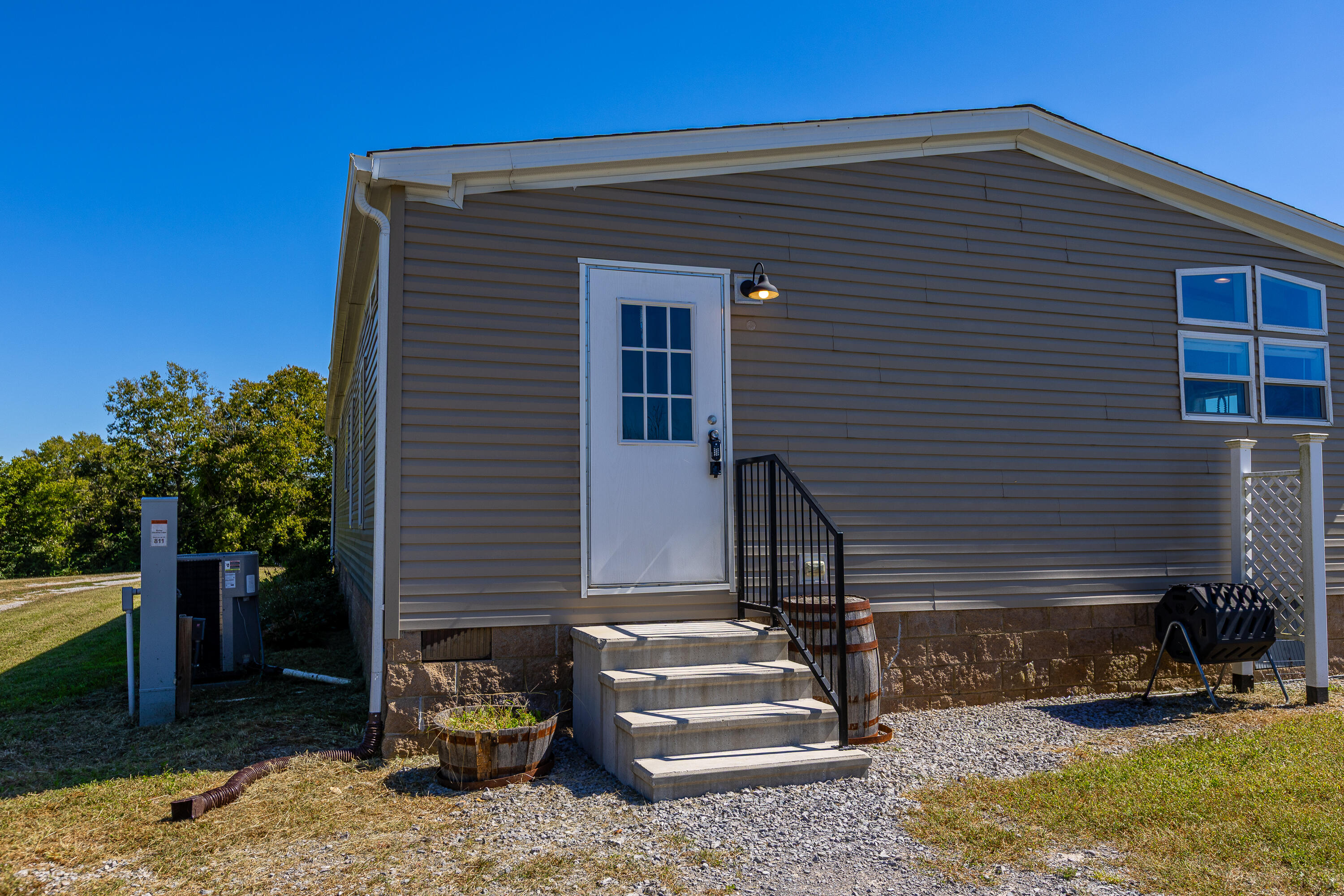 1735 Richmond Road Property Photo 41