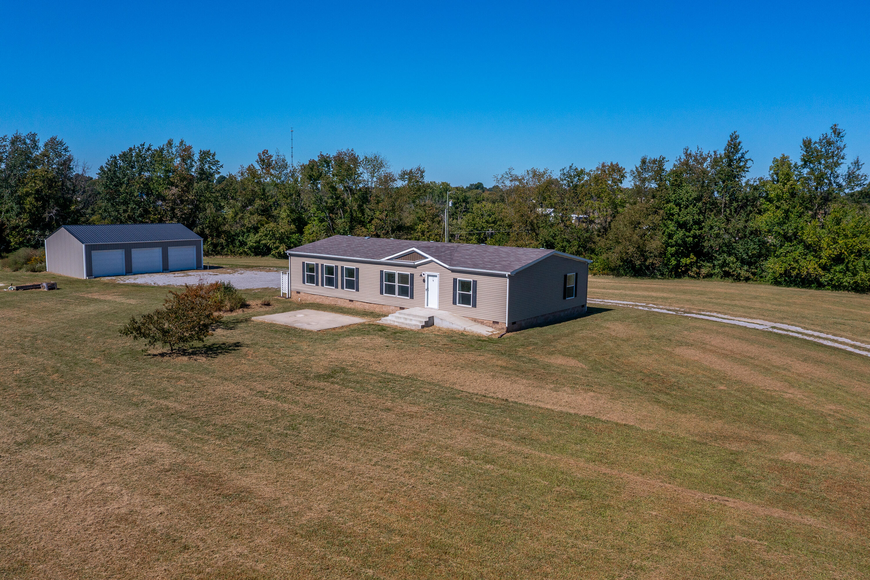 1735 Richmond Road Property Photo 46