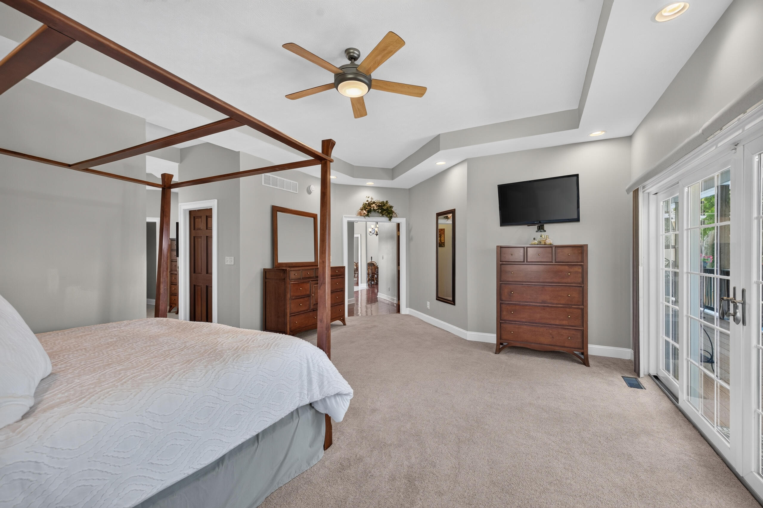 240 Beams Drive Property Photo 28