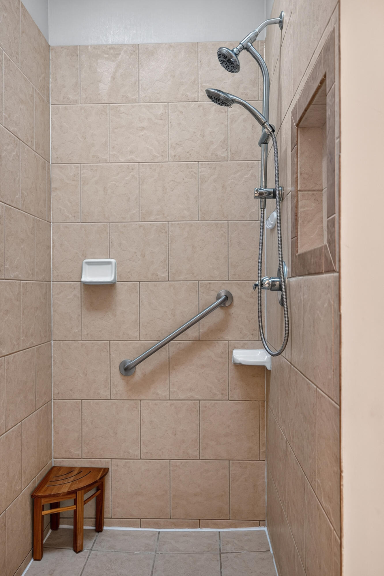 240 Beams Drive Property Photo 33