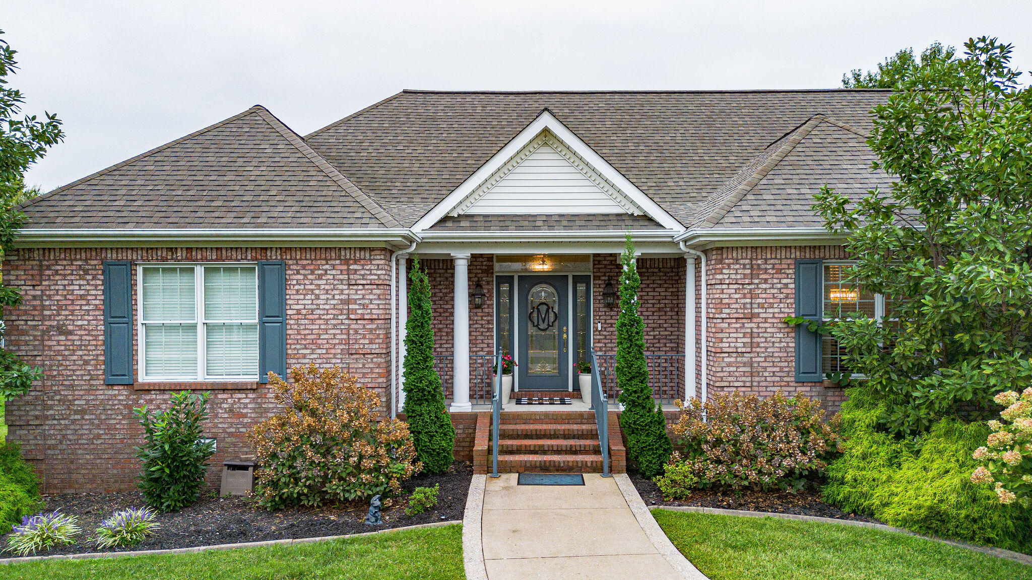 6460 Gardenview Drive Property Photo 4