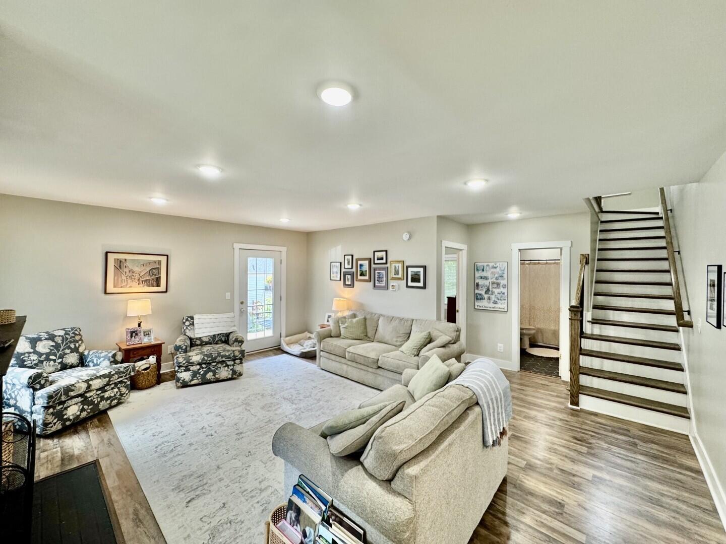 204 E Virginia Avenue Property Photo 4