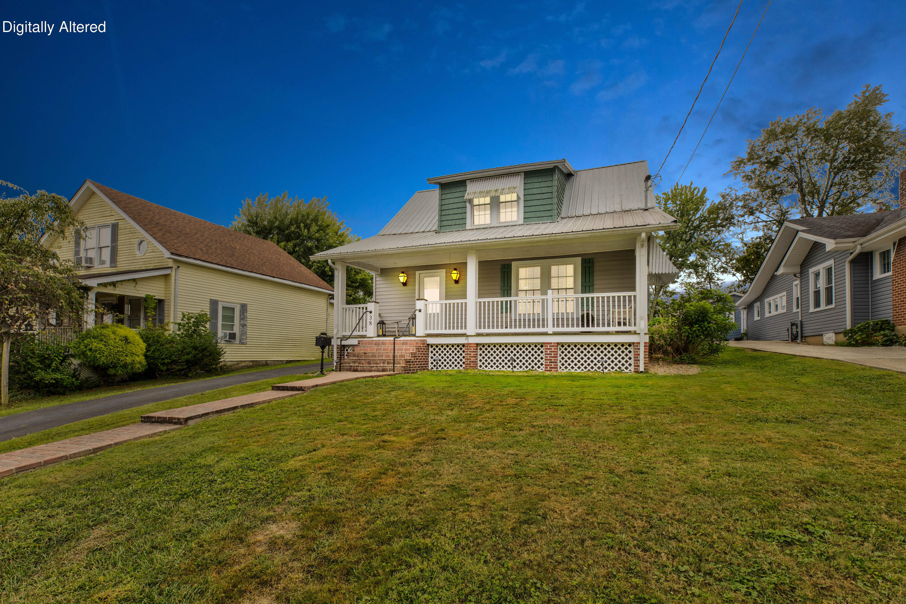 38 Johnson Avenue Property Photo 2