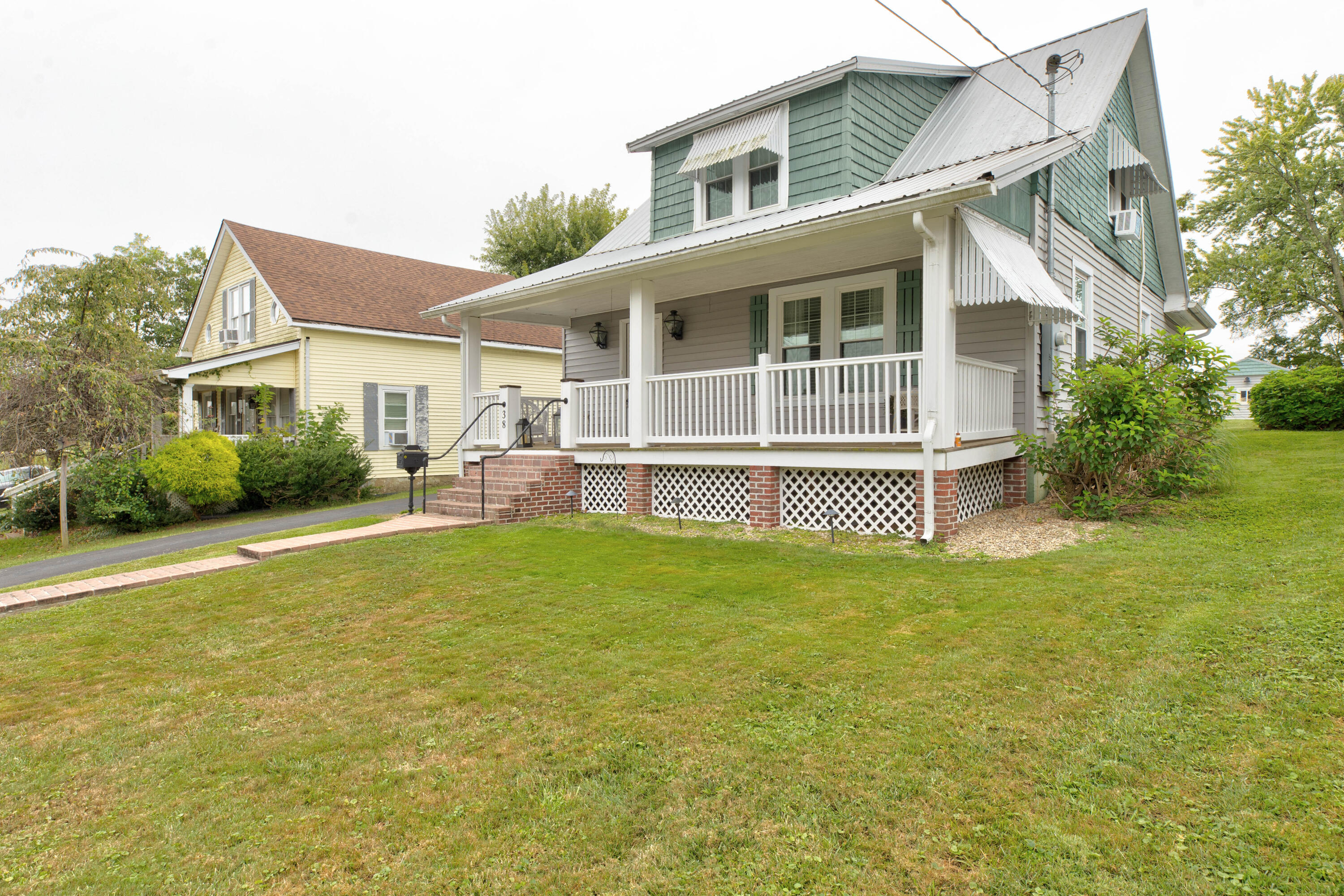 38 Johnson Avenue Property Photo 4