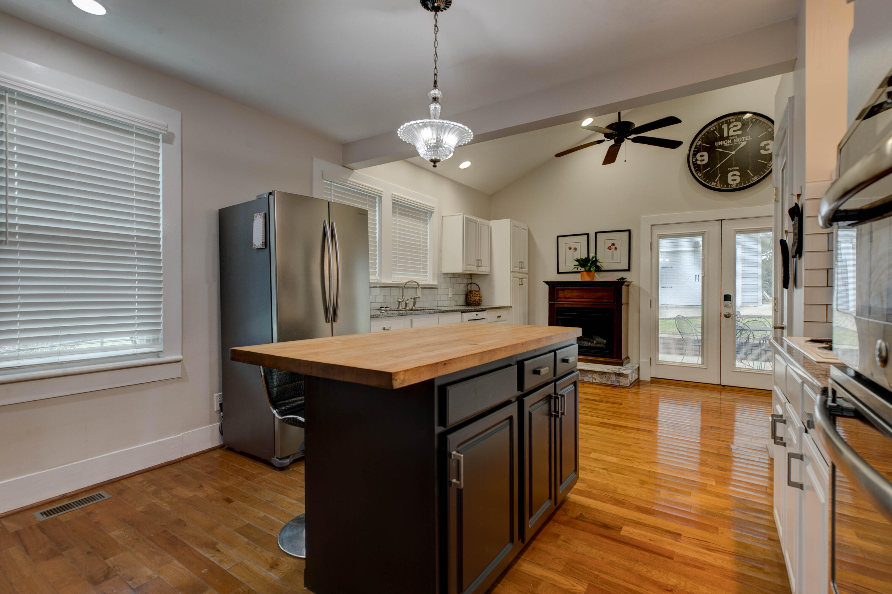 38 Johnson Avenue Property Photo 16