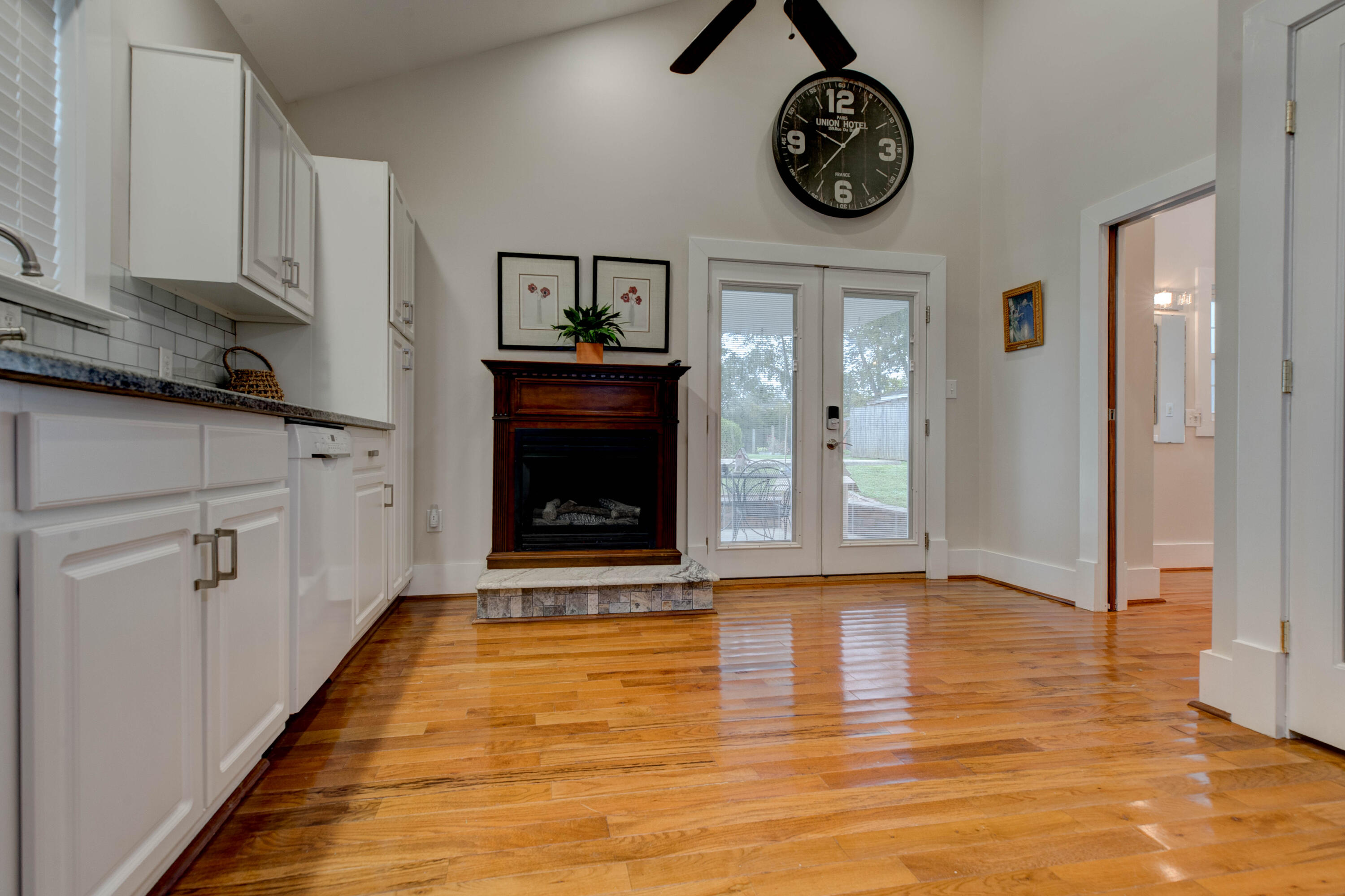 38 Johnson Avenue Property Photo 20