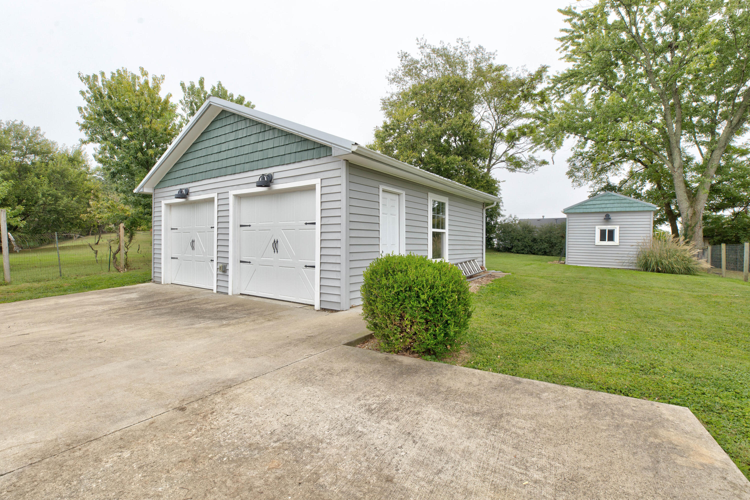 38 Johnson Avenue Property Photo 40